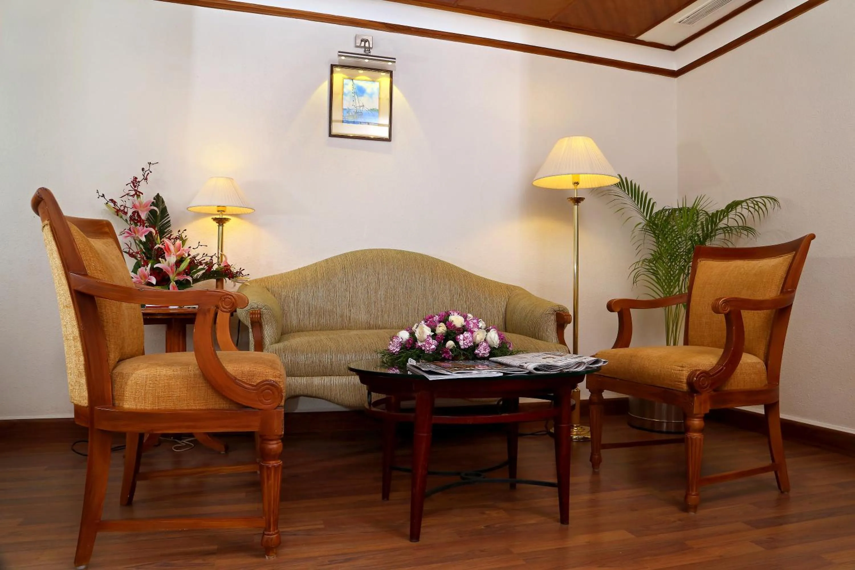 Seating area in Gokulam Park Hotel & Convention Centre