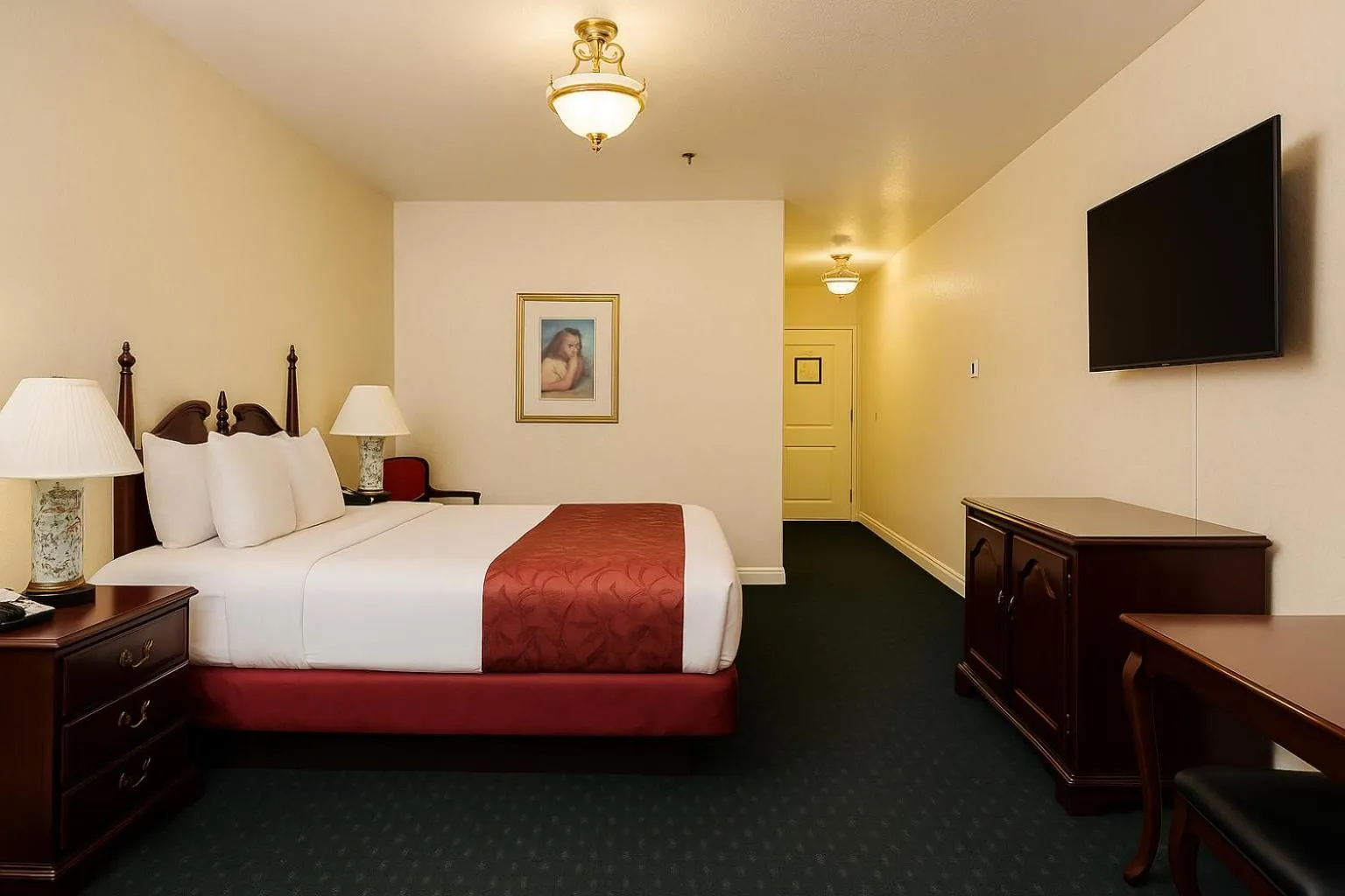 Bed in Carlyle Hotel