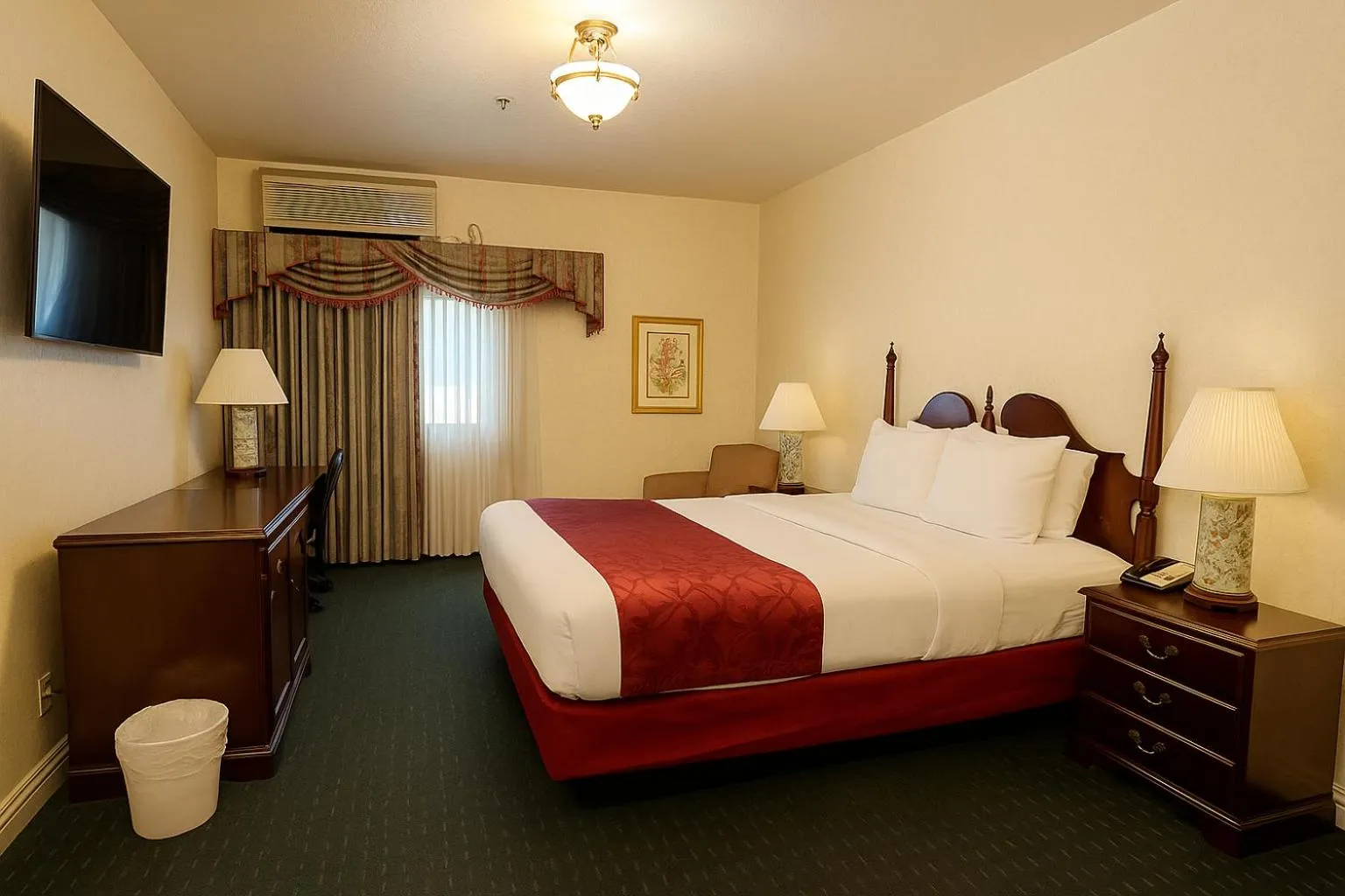 Bedroom, Bed in Carlyle Hotel