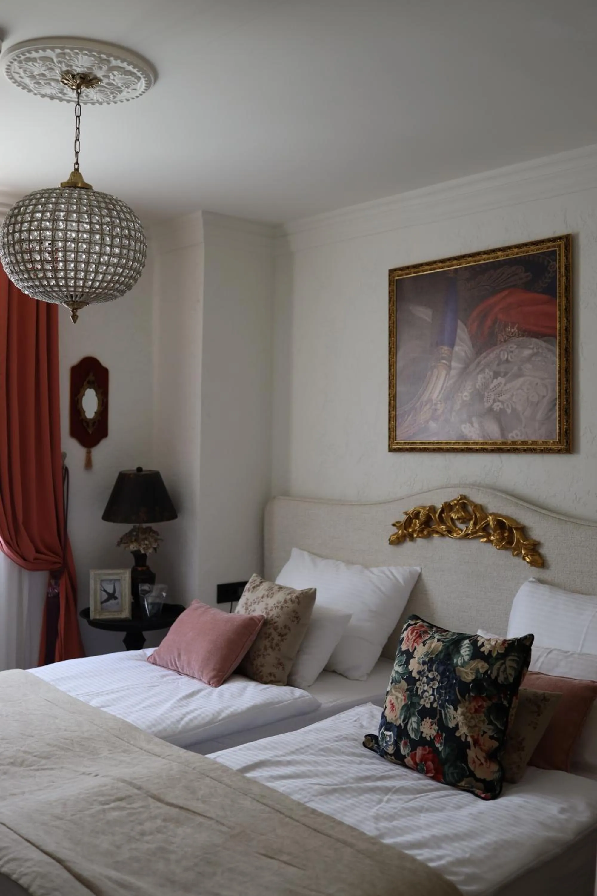 Bedroom, Bed in Integra Hotel