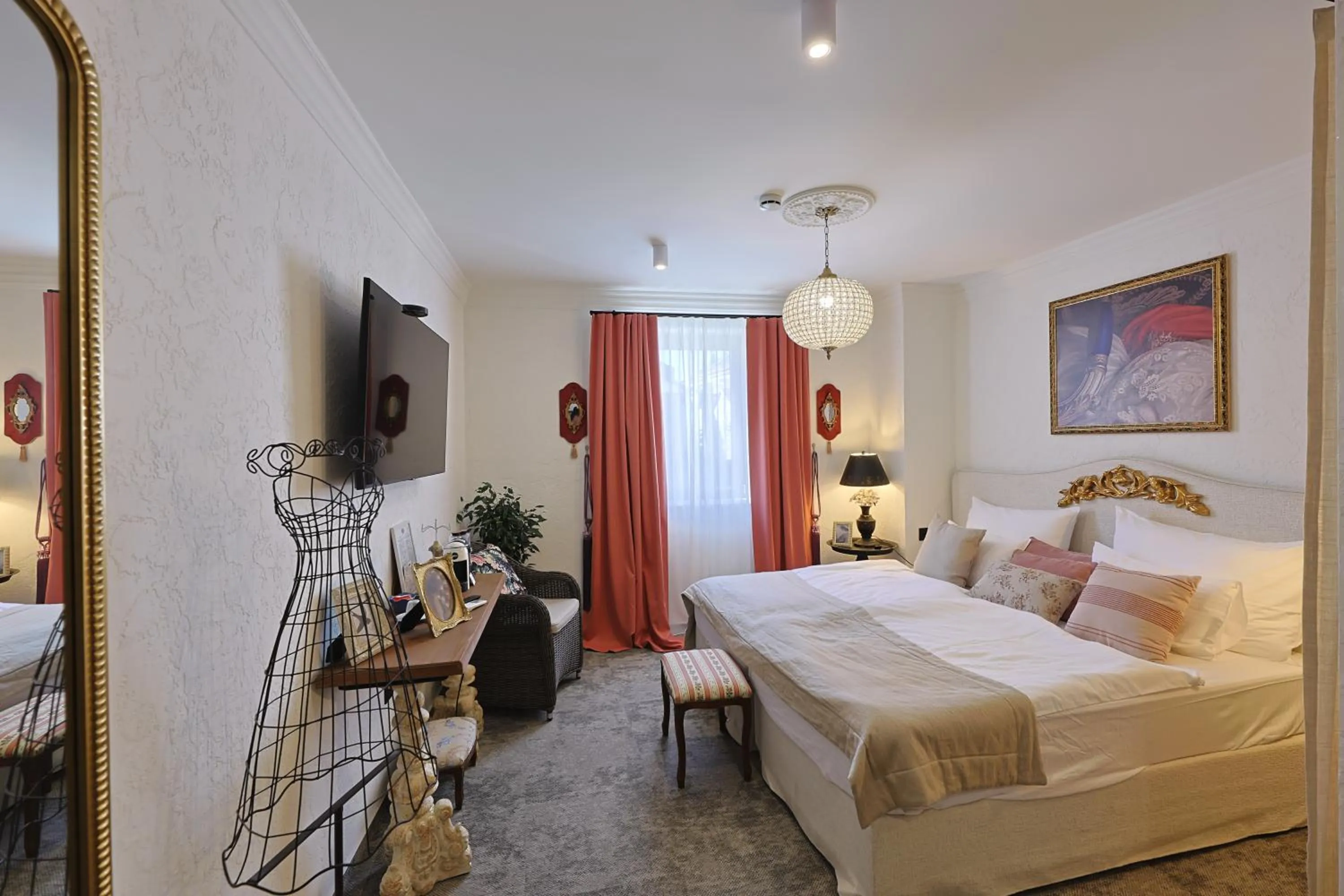 Bedroom, Bed in Integra Hotel