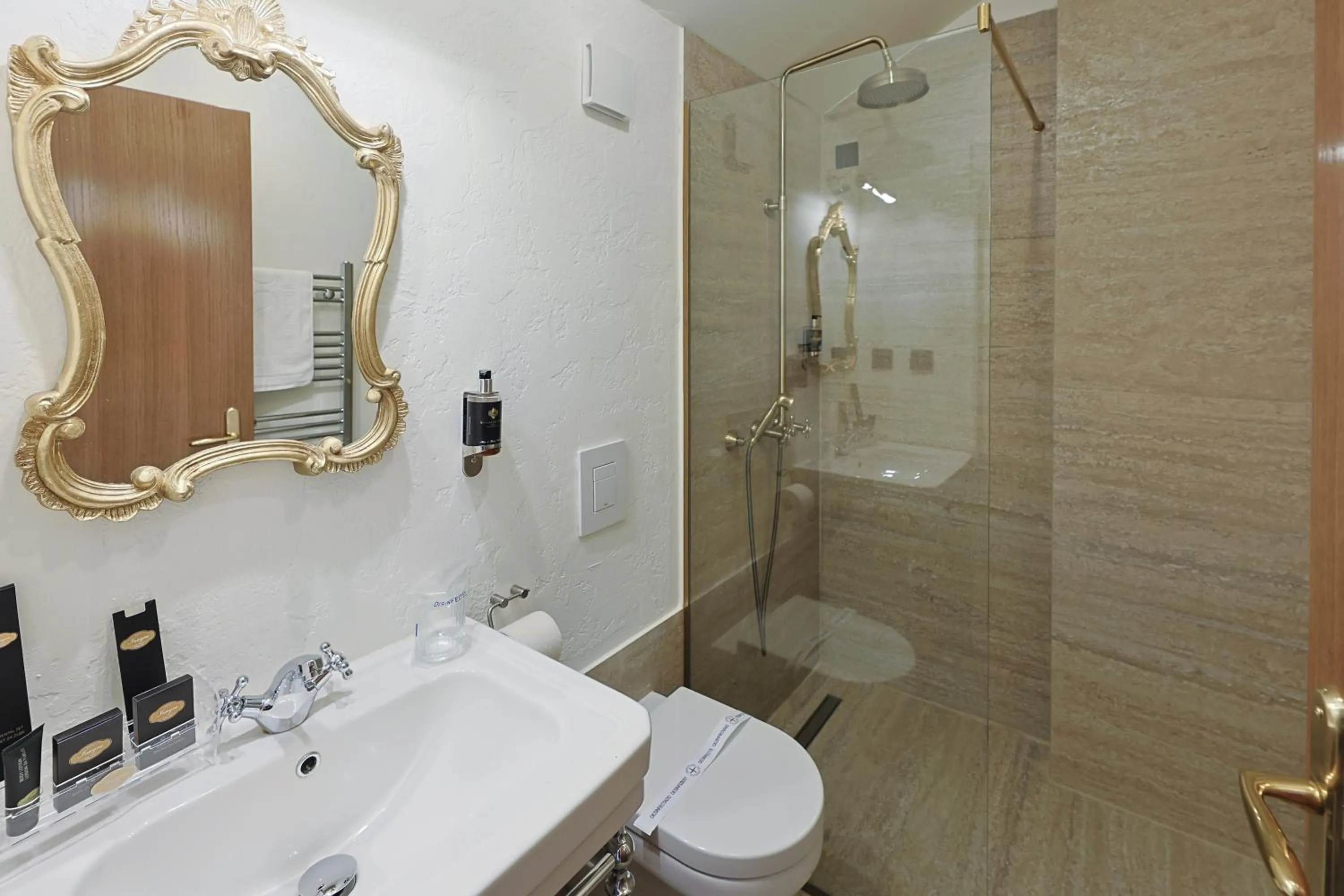Bathroom in Integra Hotel