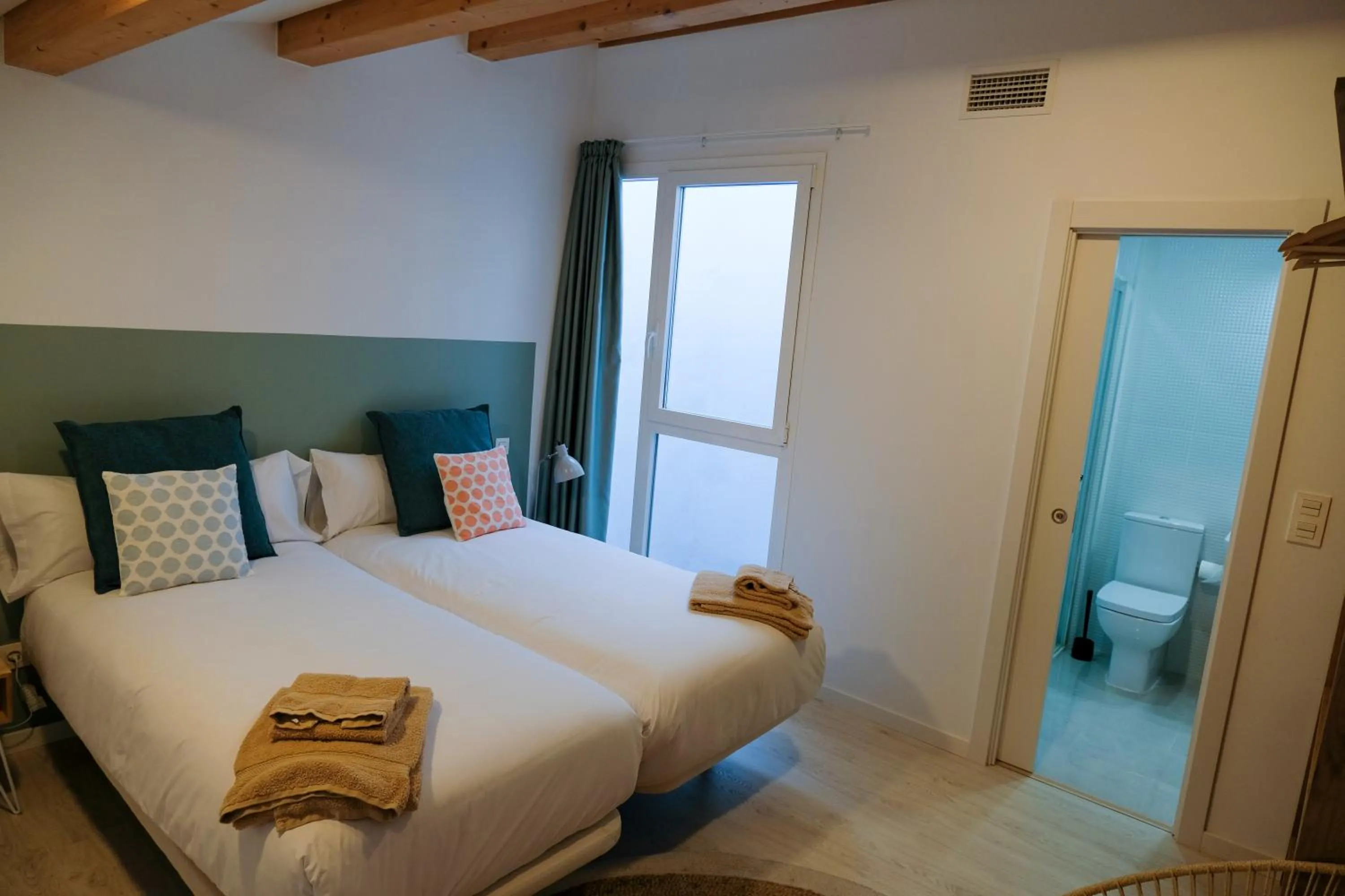 Bed in Silken Casa Platerias Siglo XV