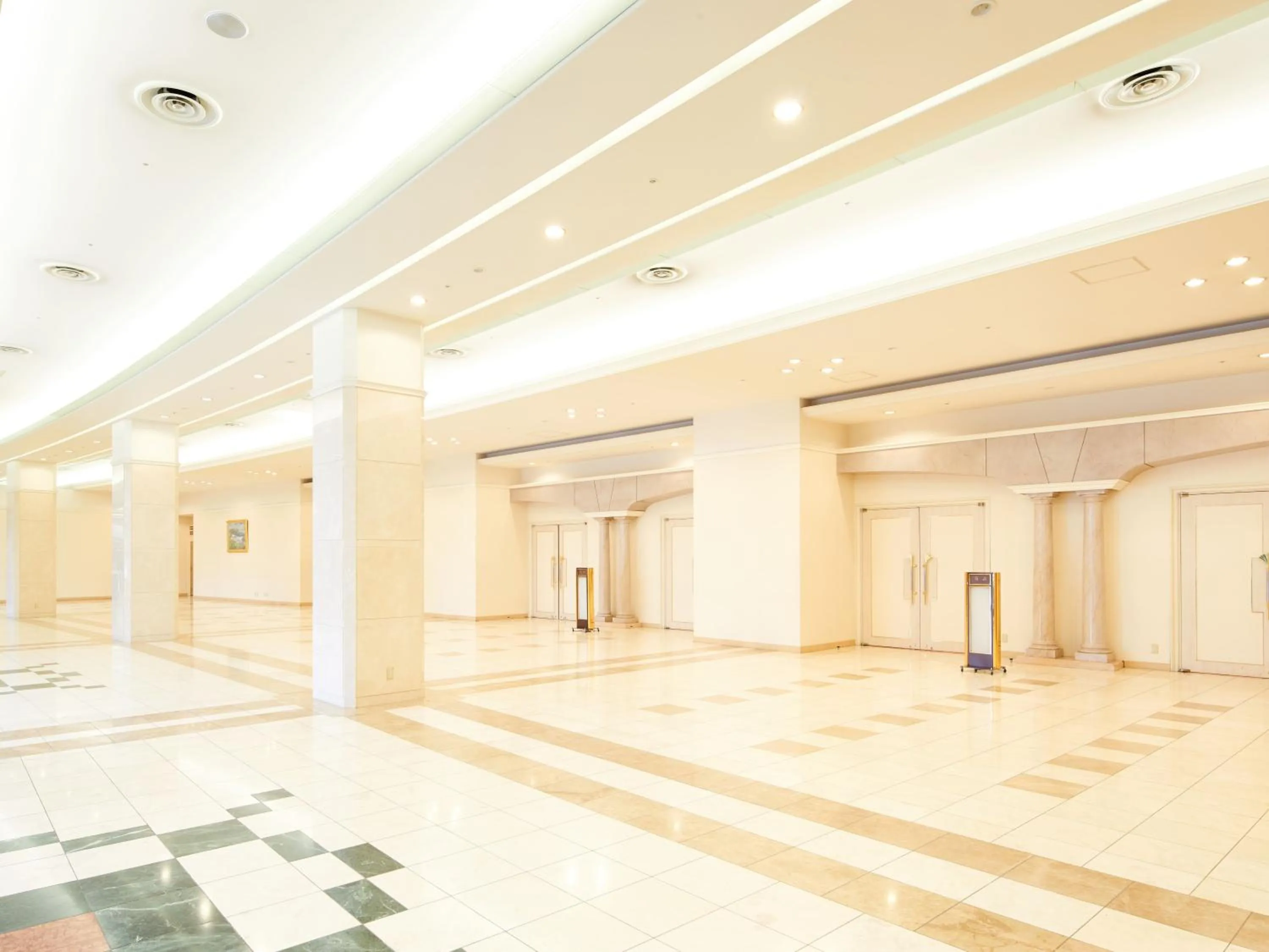 Banquet/Function facilities in Marroad International Hotel Narita