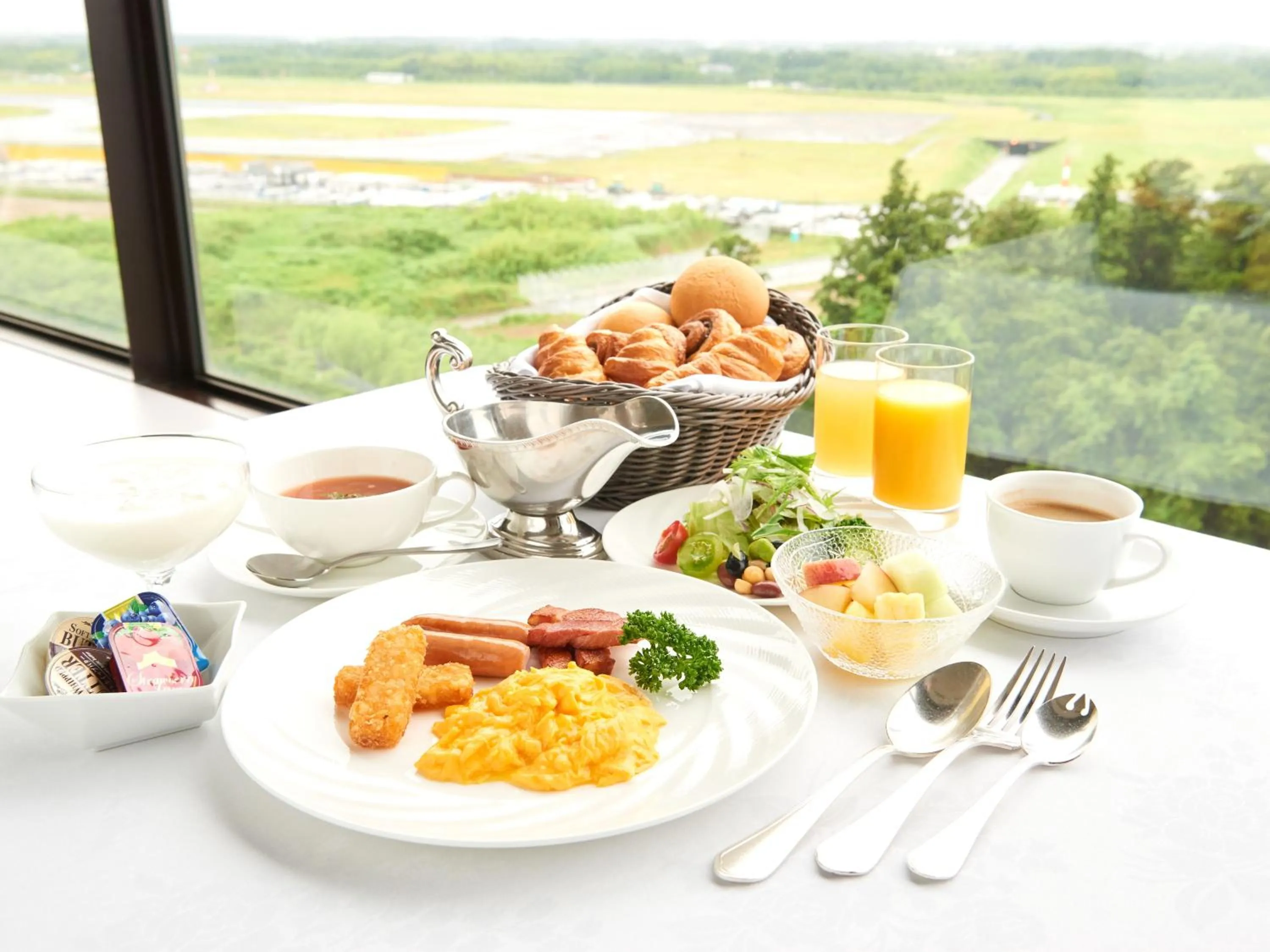 Buffet breakfast in Marroad International Hotel Narita