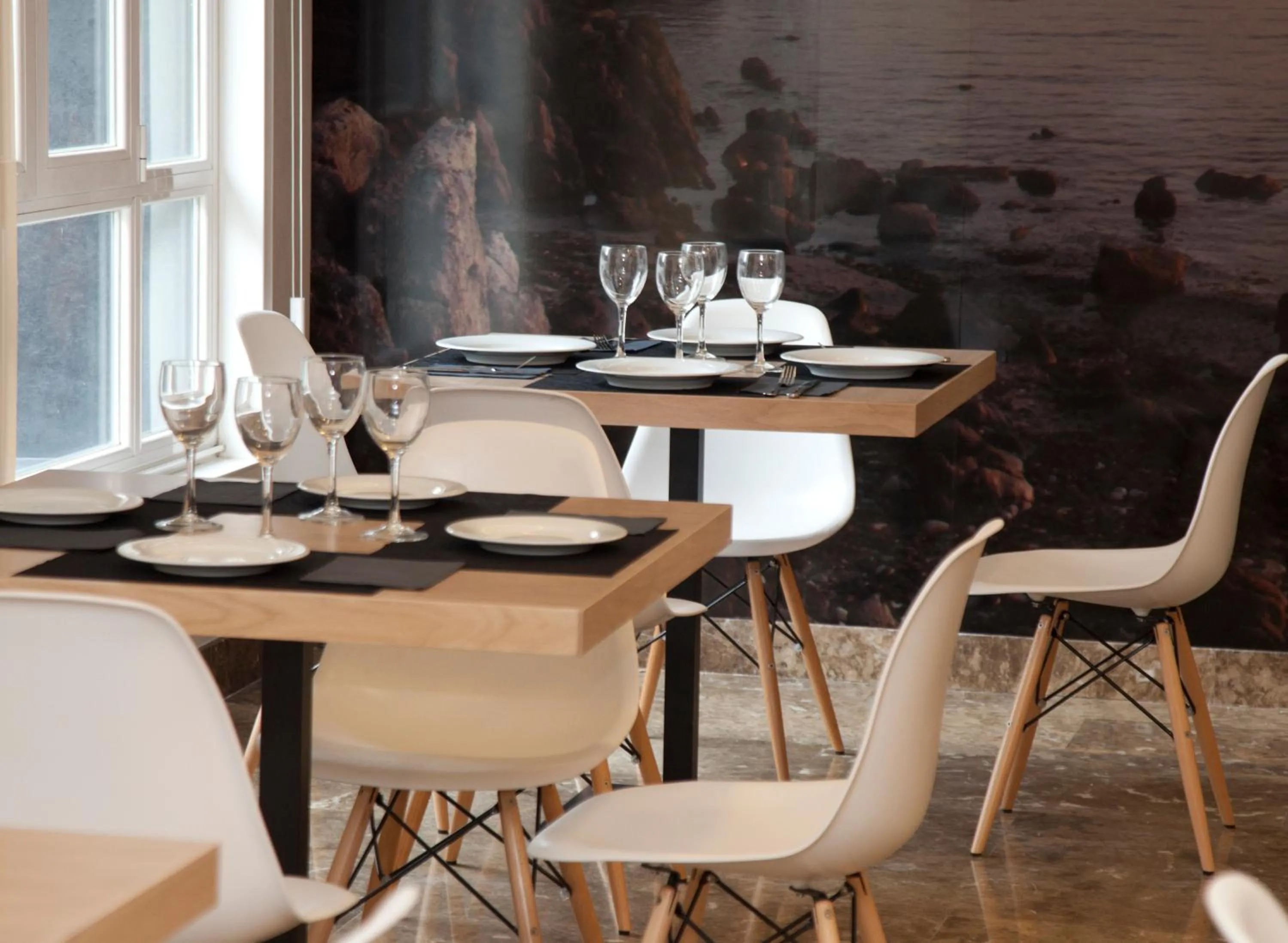 Restaurant/places to eat in Hotel Gelmírez