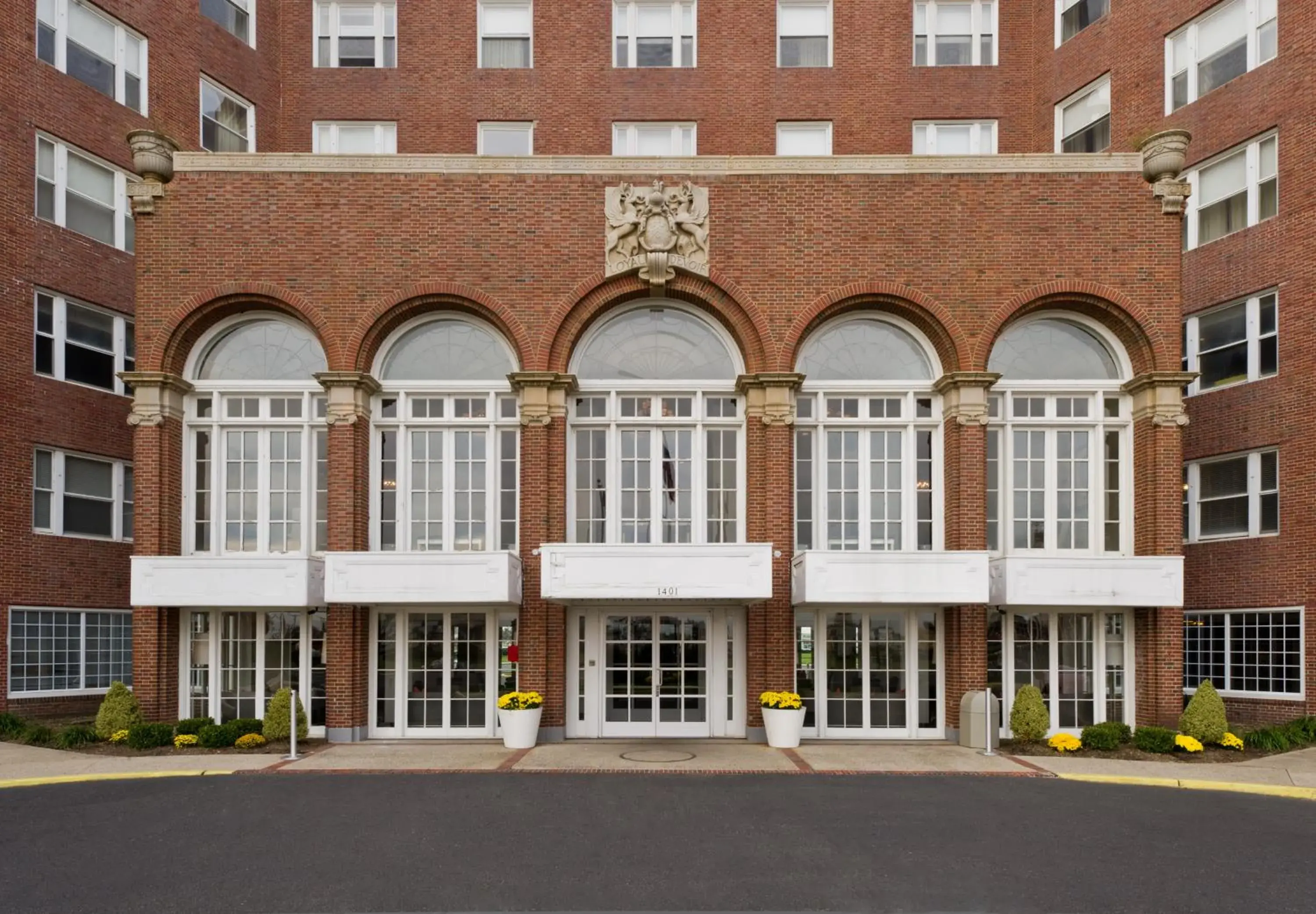 Property building in Berkeley Oceanfront Hotel Property building in Berkeley Oceanfront Hotel