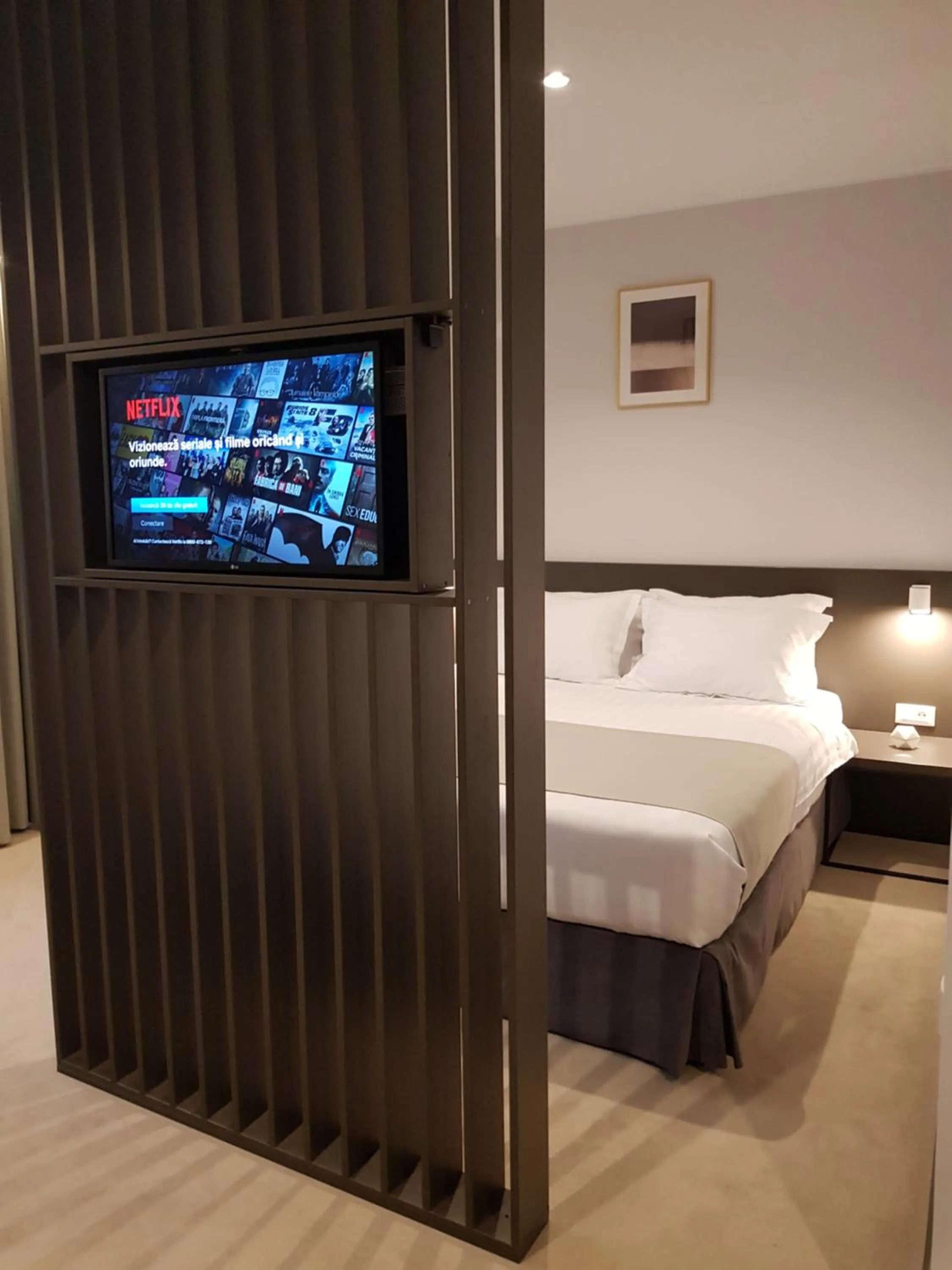 TV and multimedia, Bed in NOVO Boutique