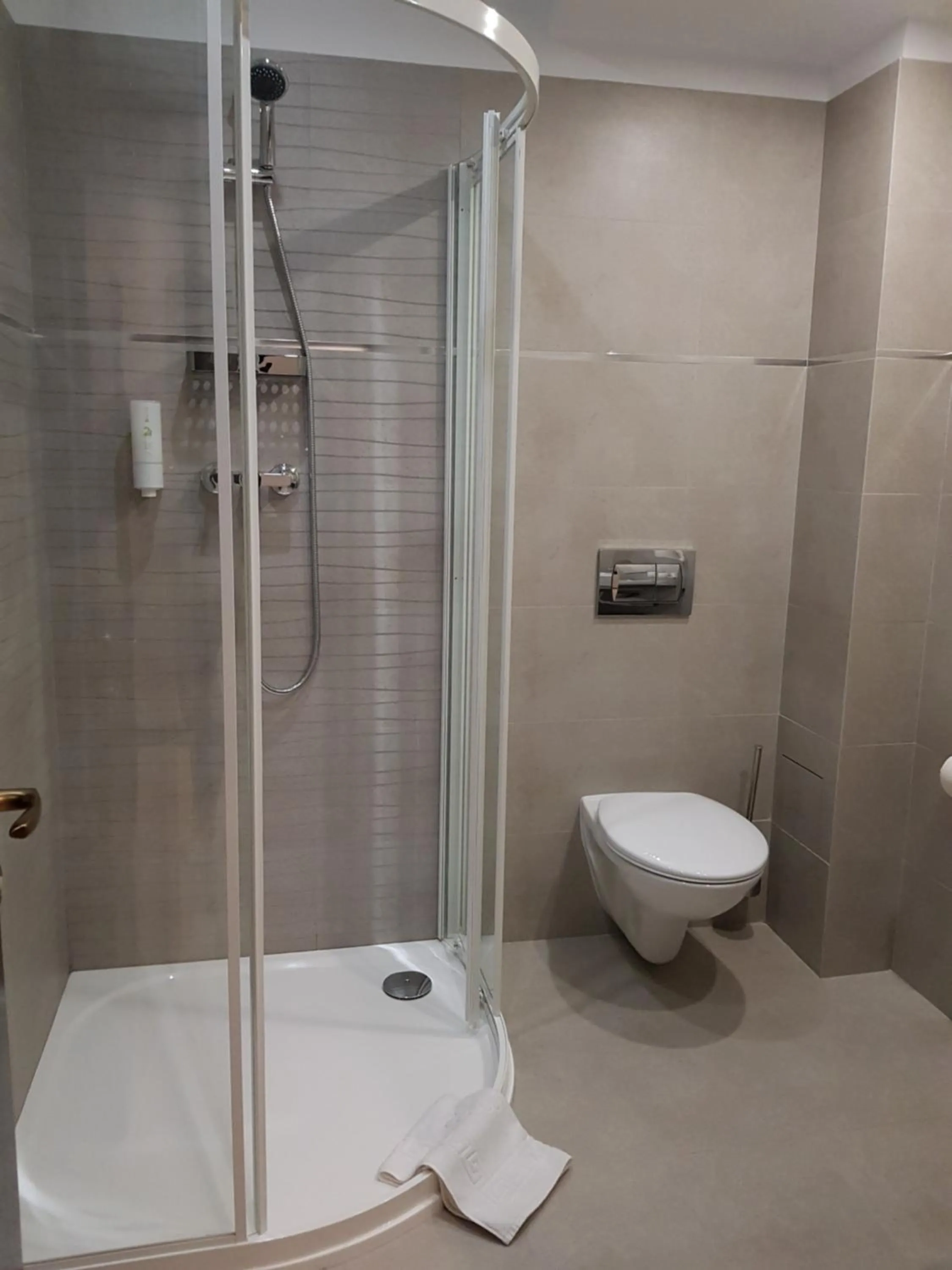 Bathroom in NOVO Boutique