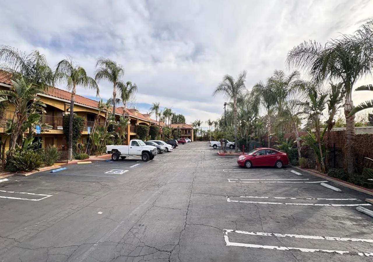 Parking in Quality Inn Hemet - San Jacinto