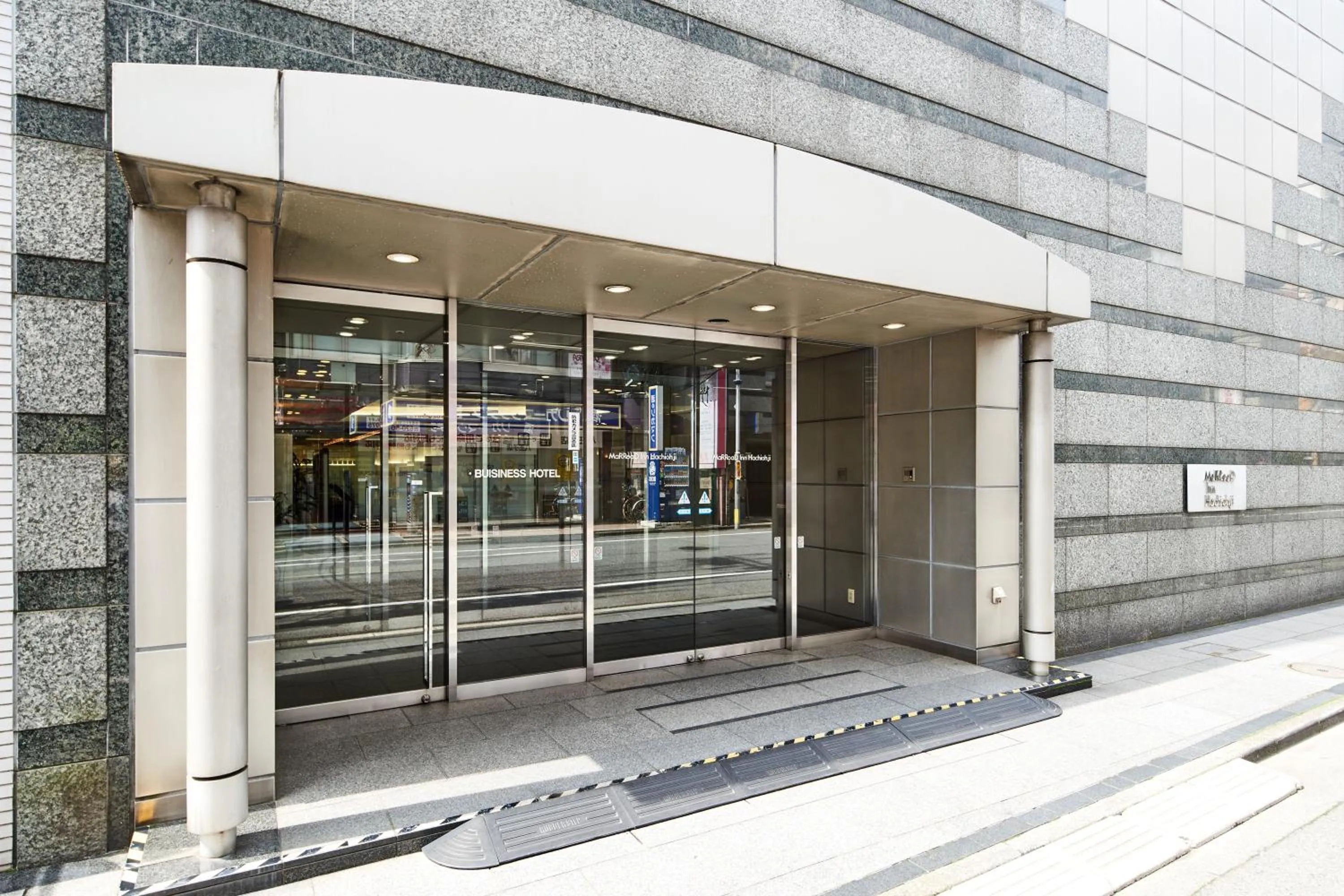 Facade/entrance in Marroad Inn Hachioji