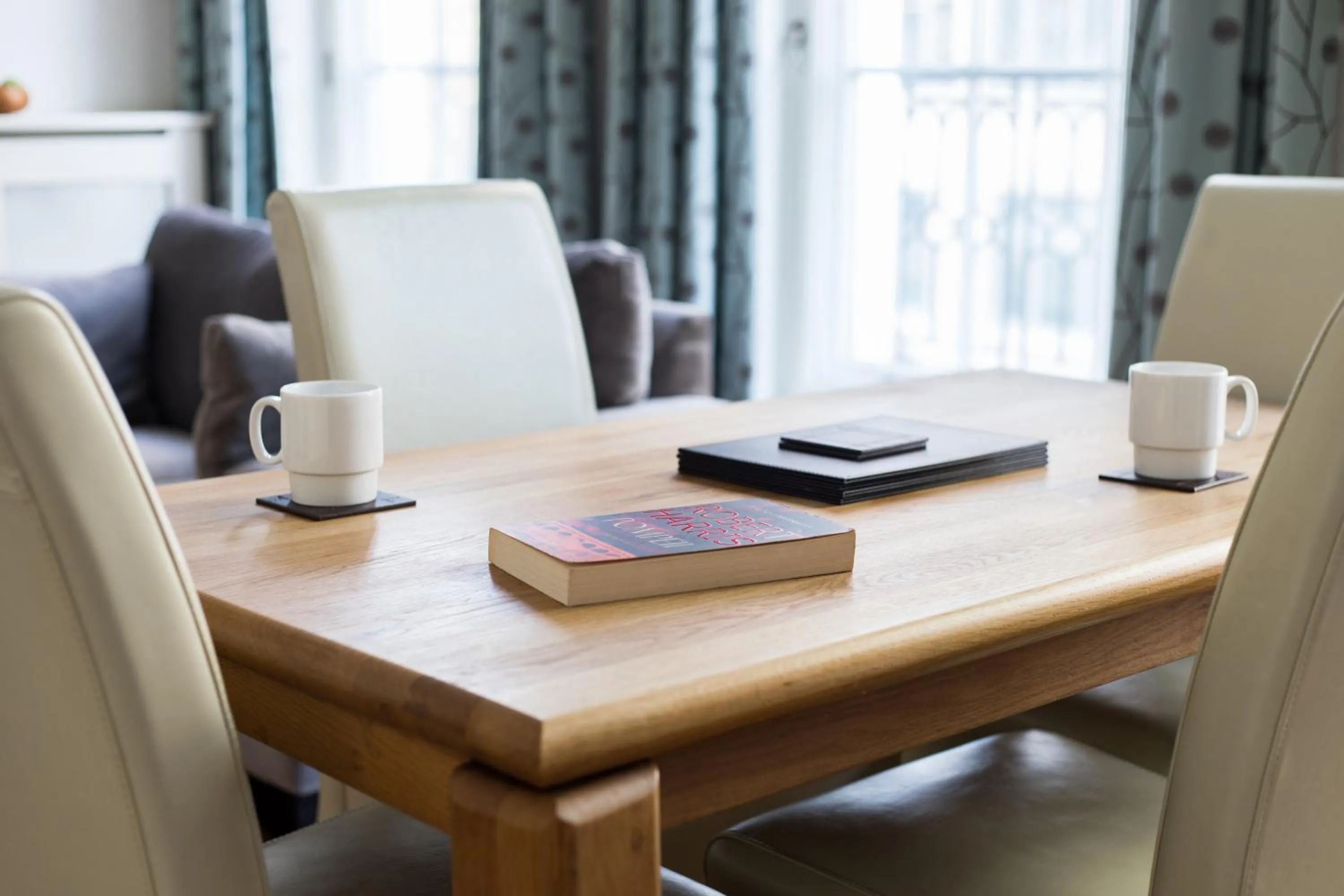 Dining area in Tavistock Place Apartments