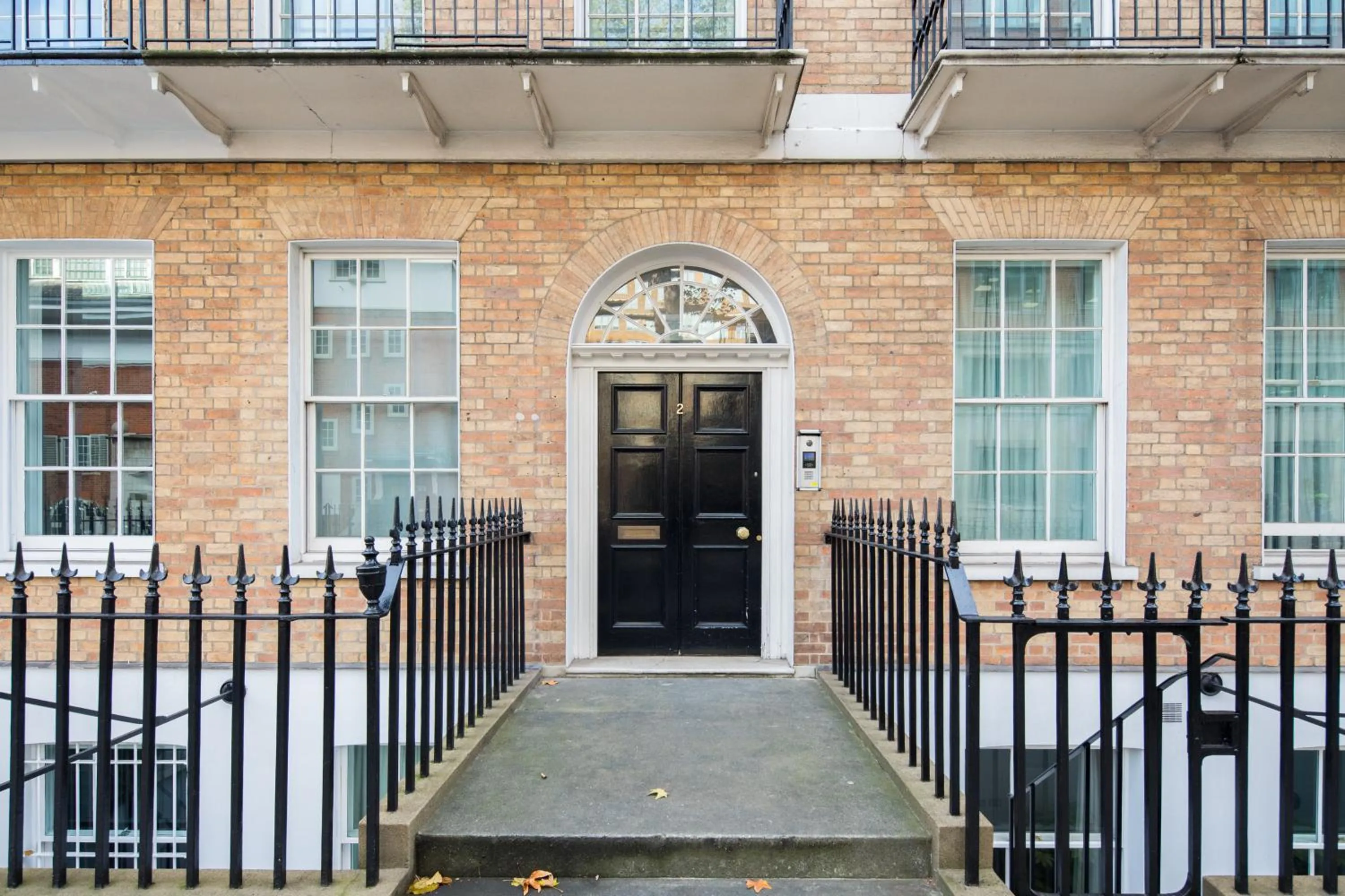 Property building in Tavistock Place Apartments