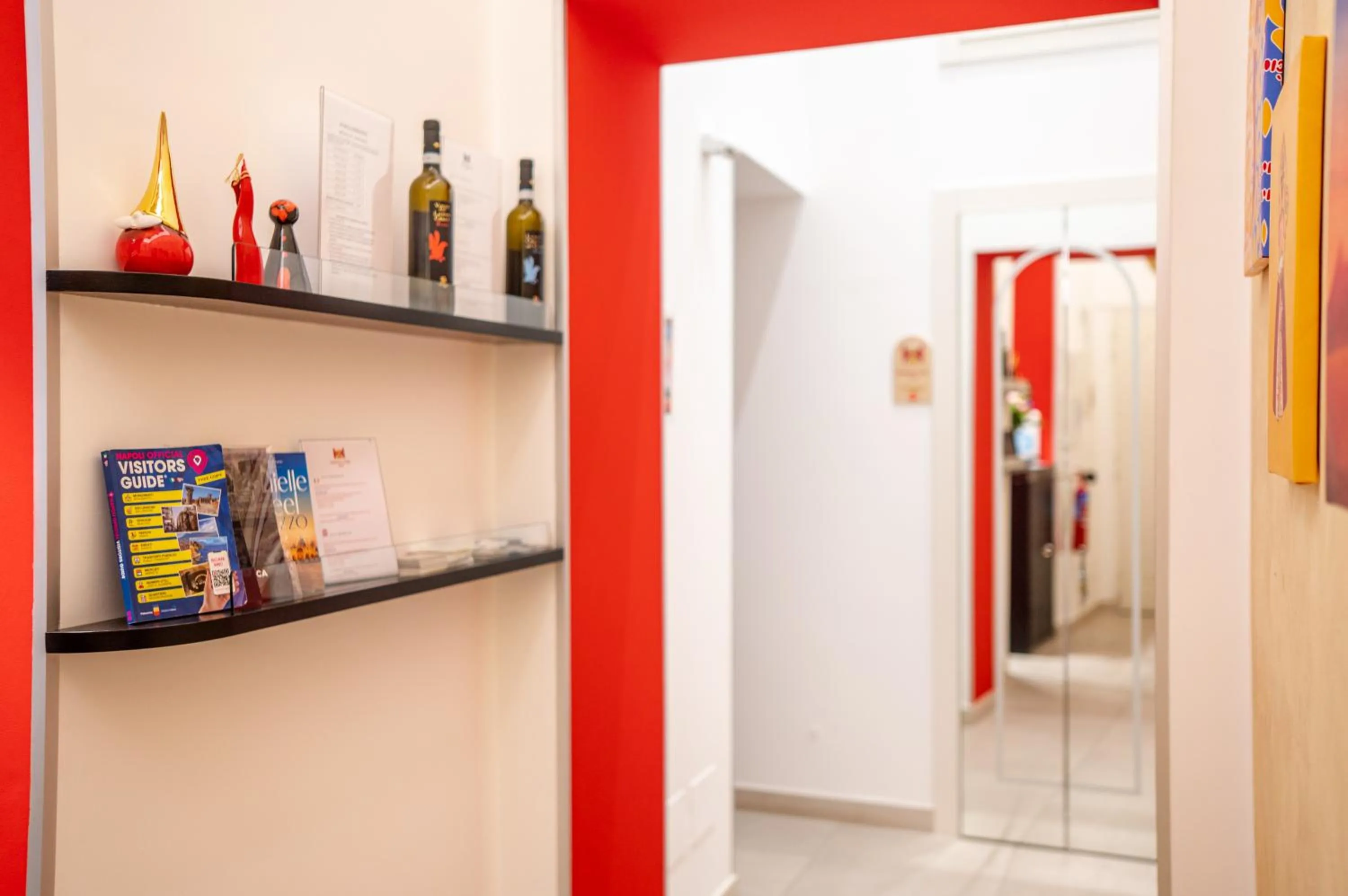 Decorative detail in B&B Napoli Time