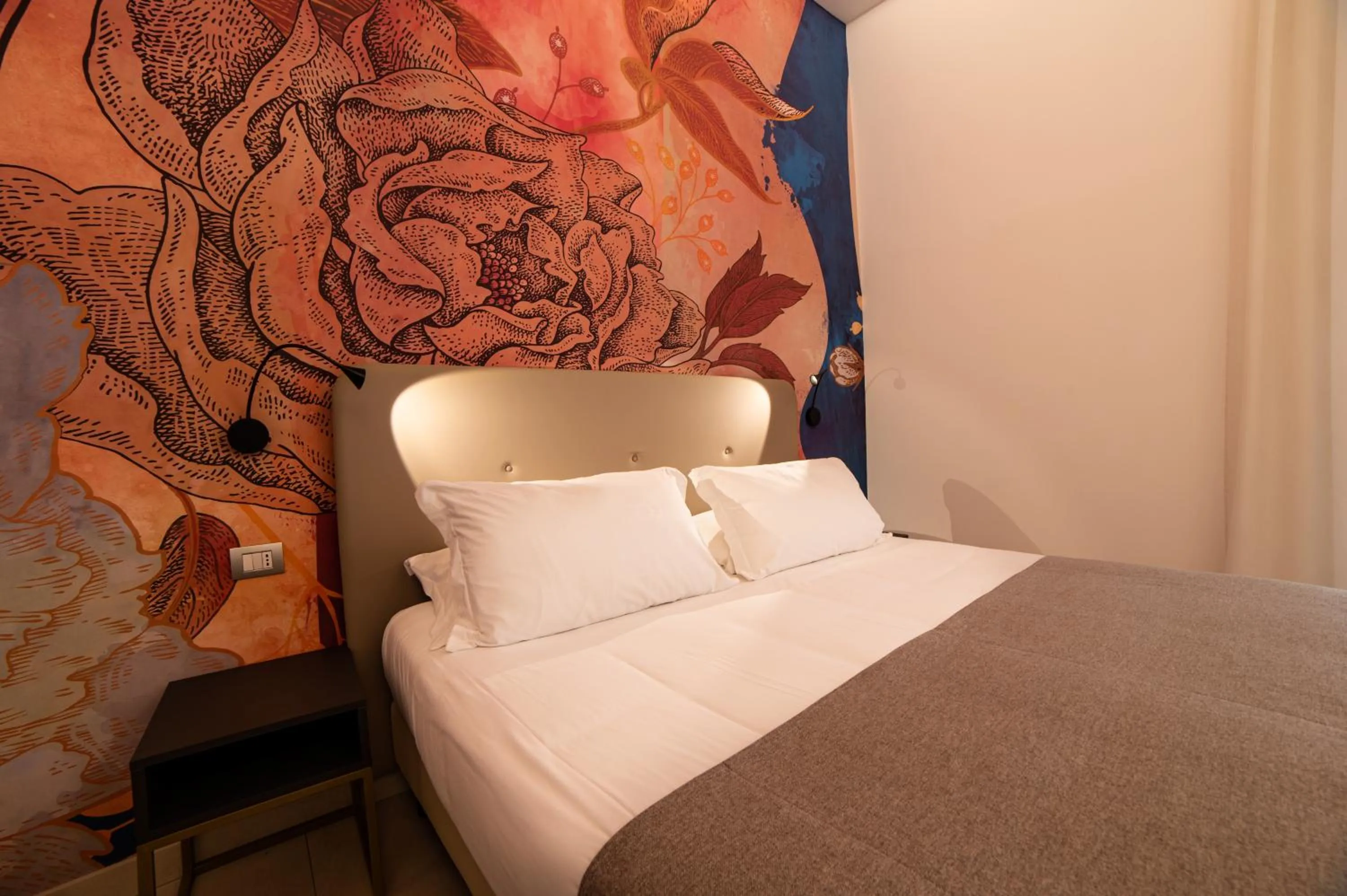 Photo of the whole room, Bed in B&B Napoli Time