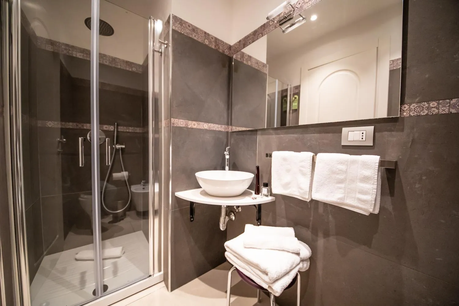 Shower in B&B Napoli Time