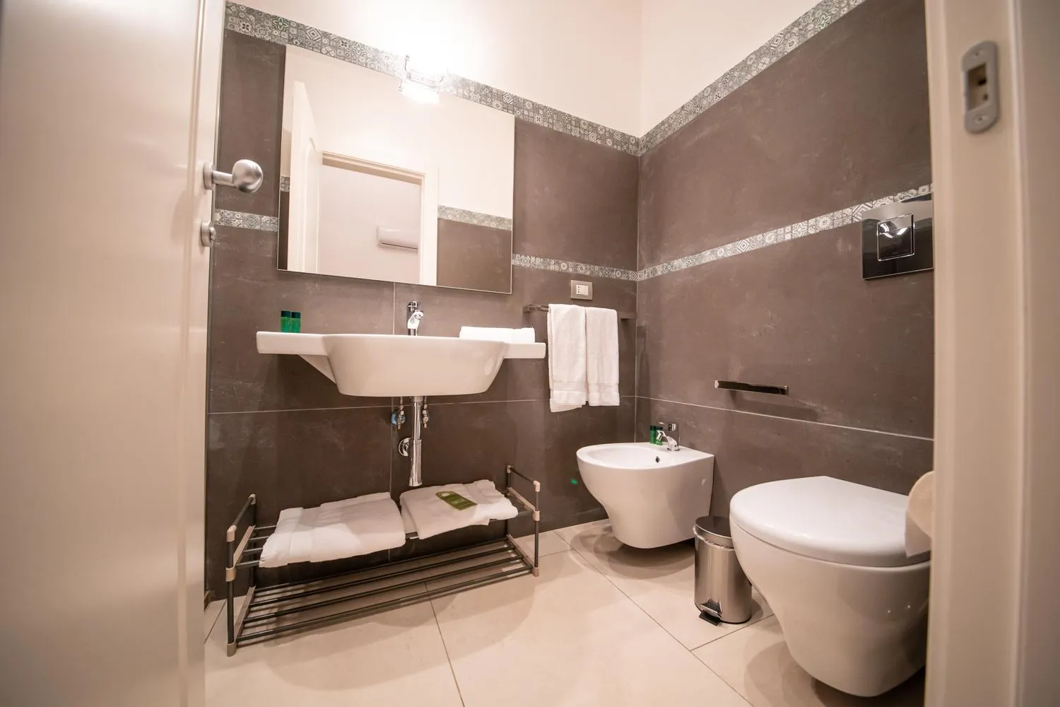 Toilet in B&B Napoli Time