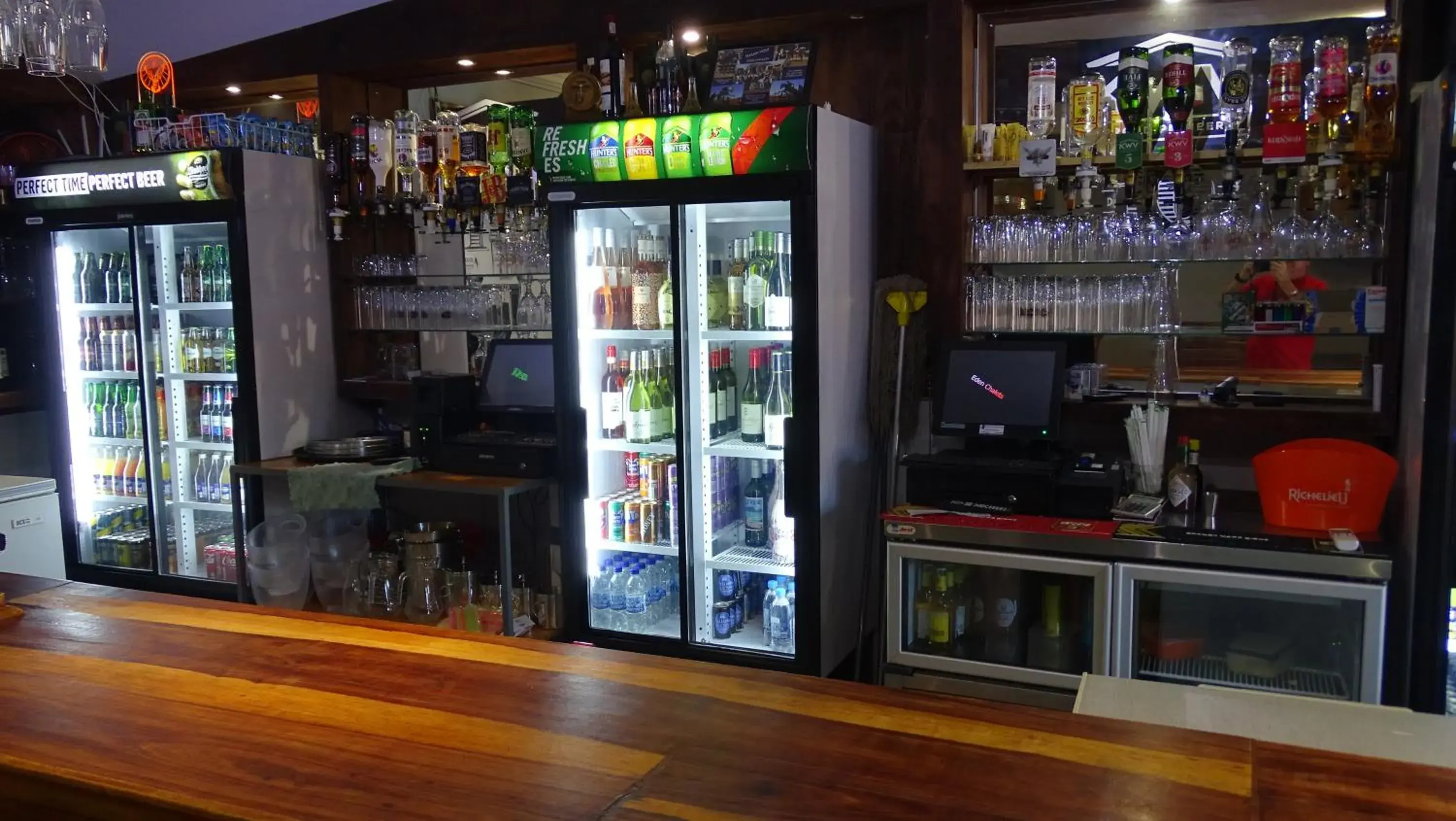 Lounge or bar in Eden Chalets Lounge or bar in Eden Chalets