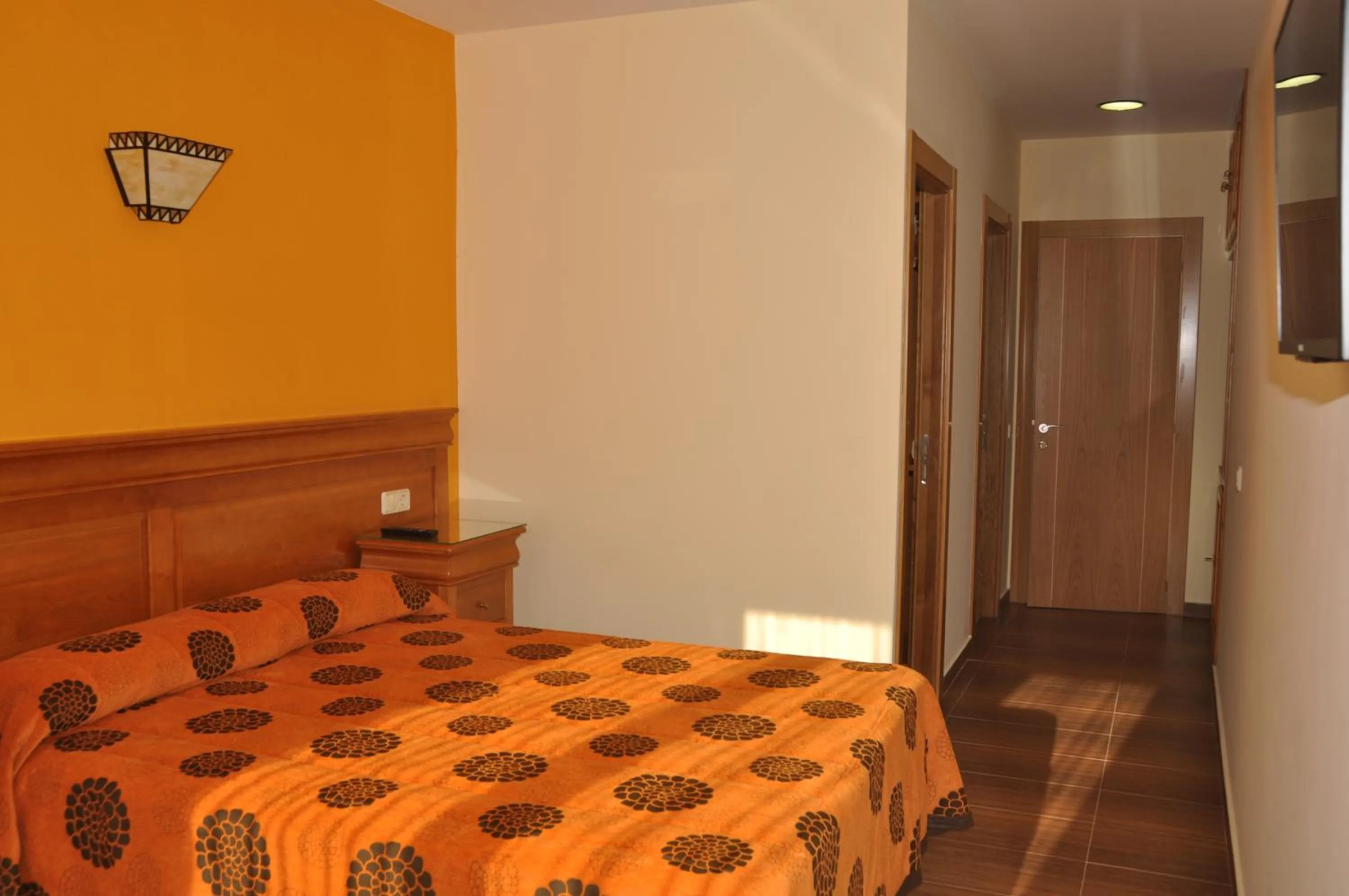 Decorative detail, Bed in Hotel de Alba