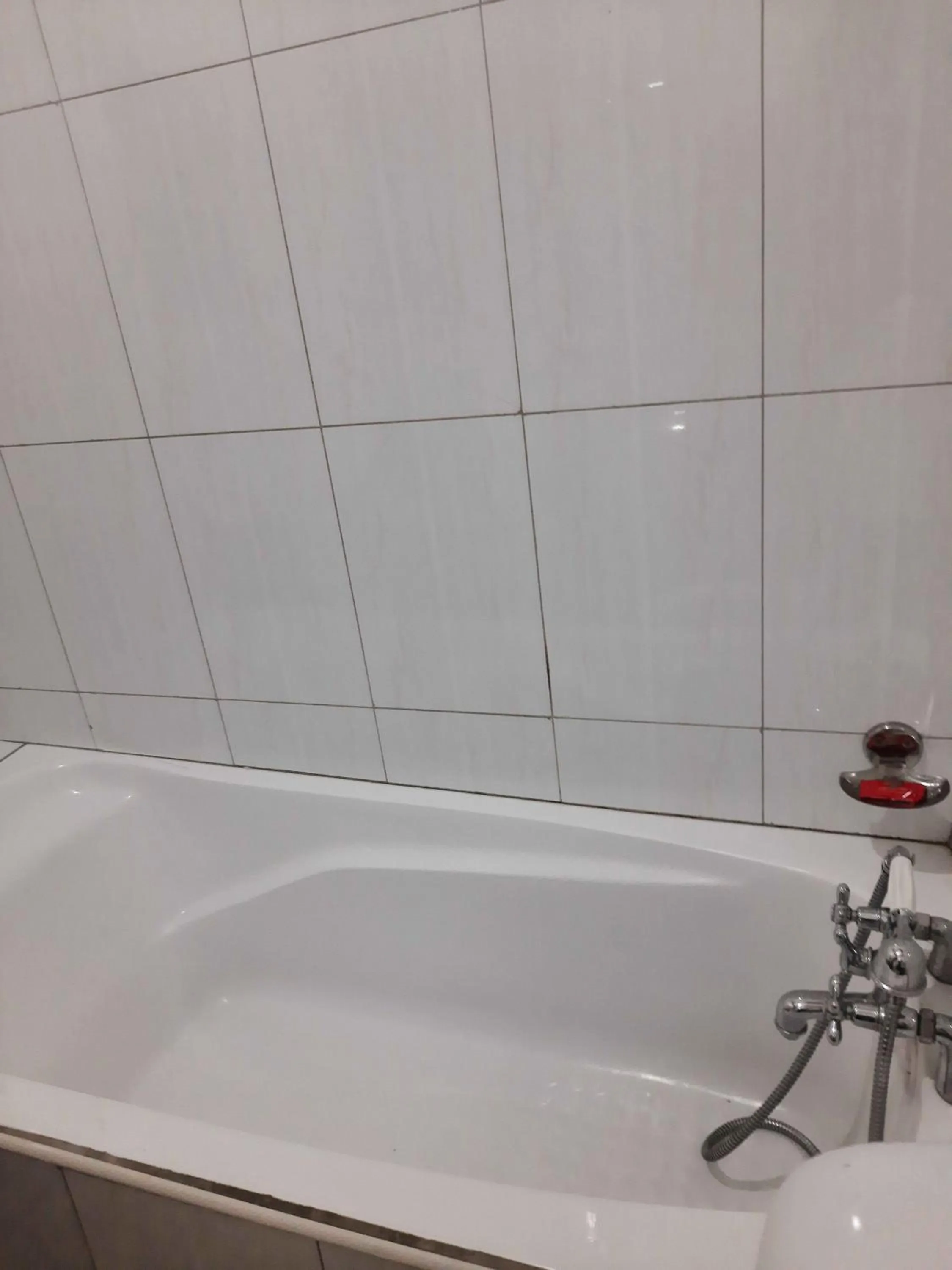 Bath in Airport Side Hotel Entebbe