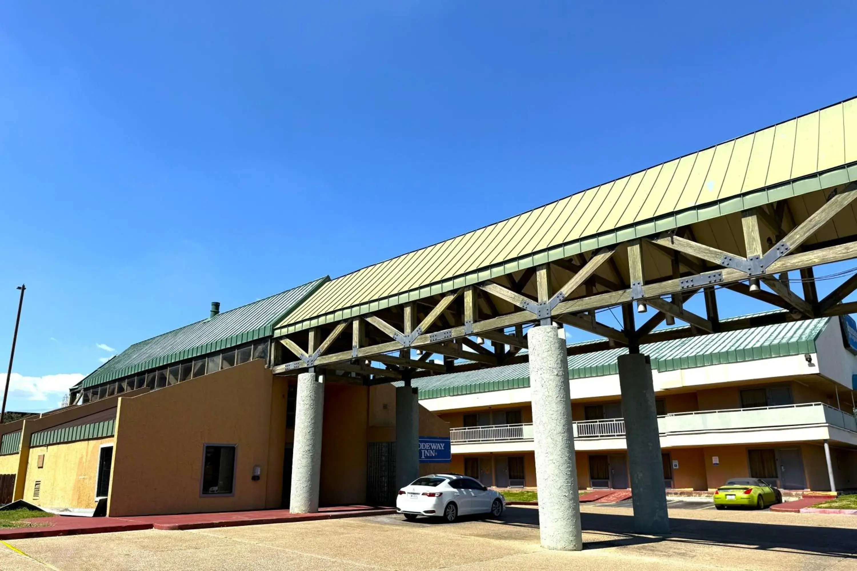 Facade/entrance in Homegate Studios & Suites San Antonio Medical Center Facade/entrance in Homegate Studios & Suites San Antonio Medical Center