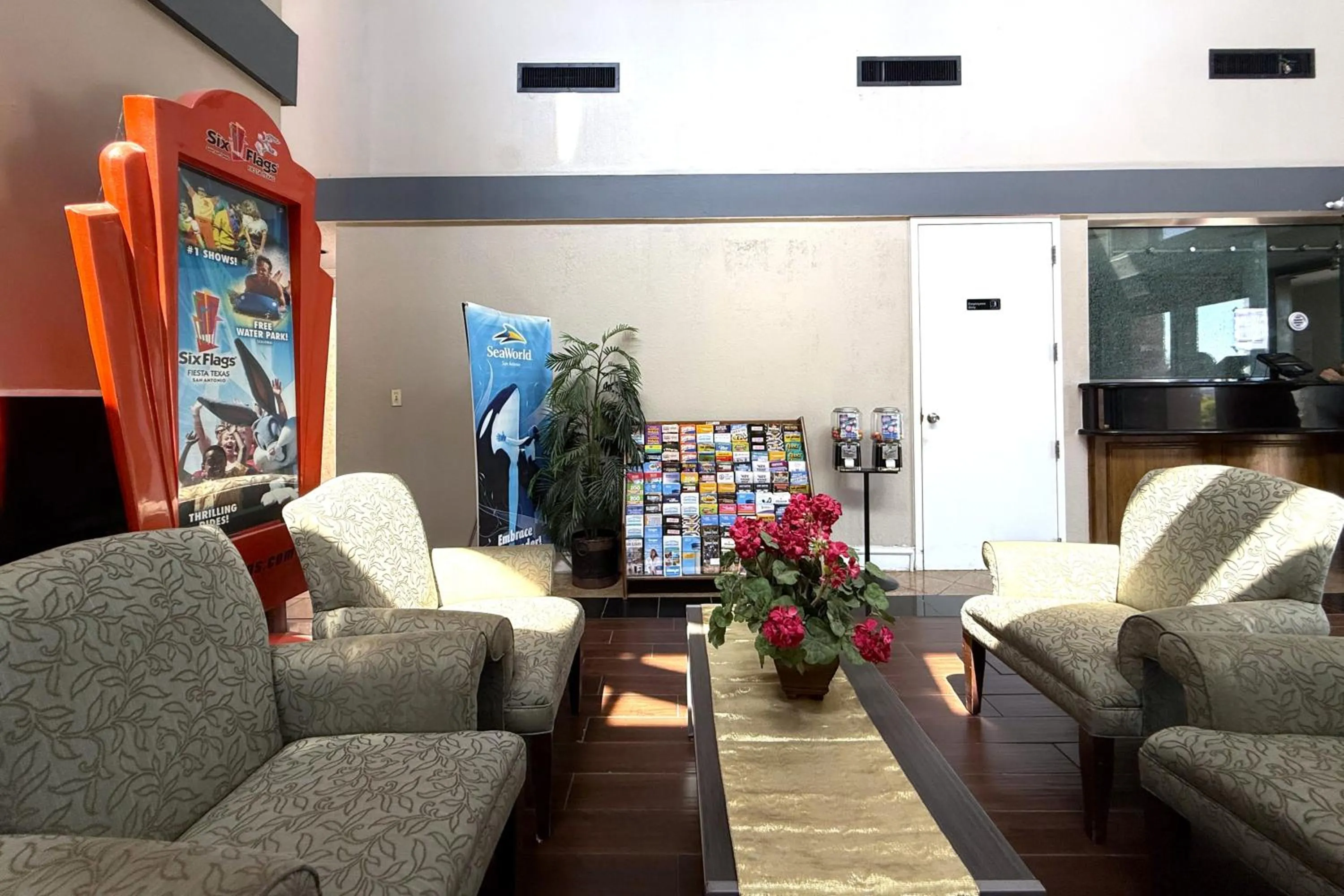 Homegate Studios & Suites San Antonio Medical Center