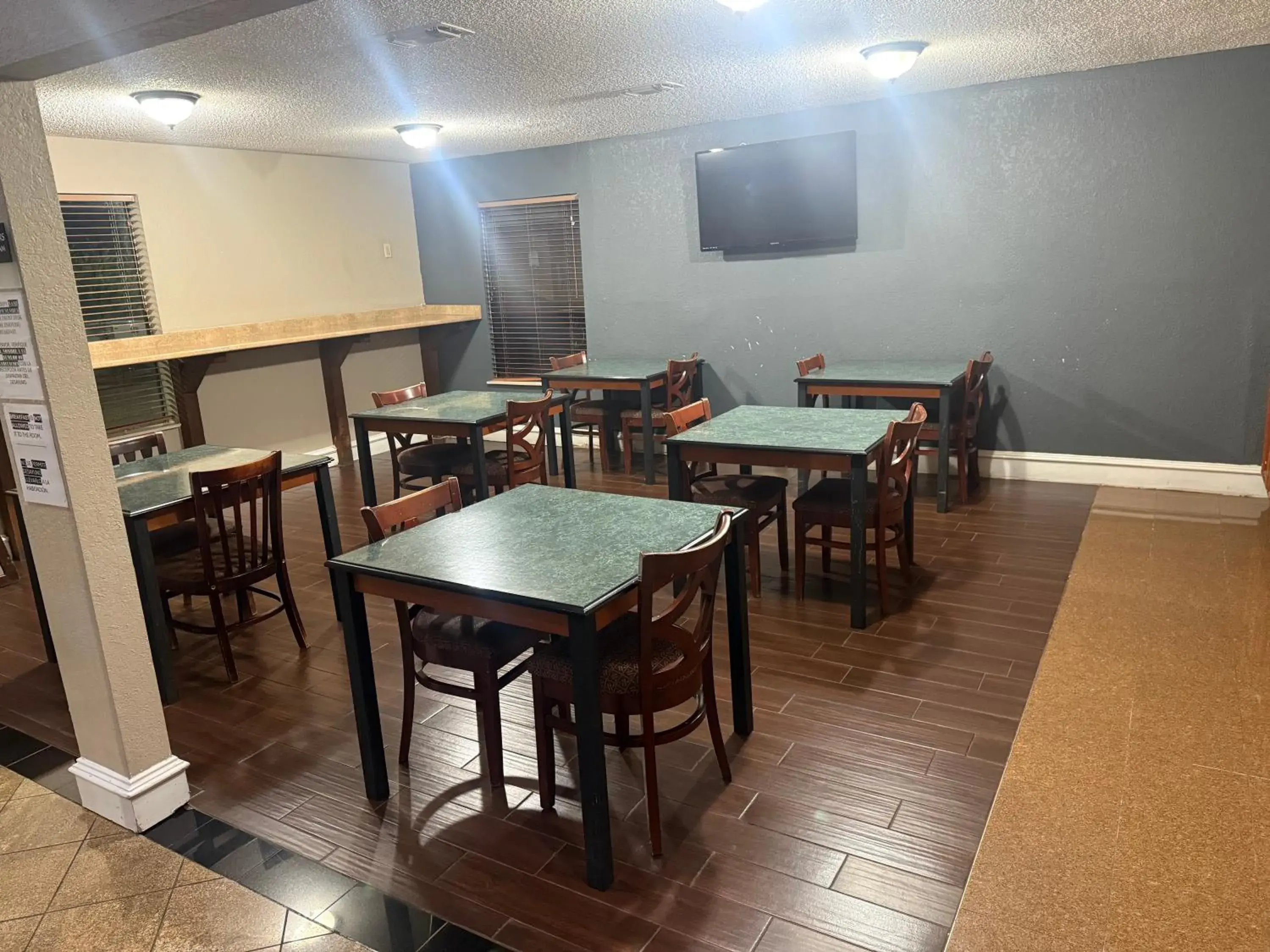 Breakfast in Homegate Studio and Suites San Antonio Breakfast in Homegate Studio and Suites San Antonio