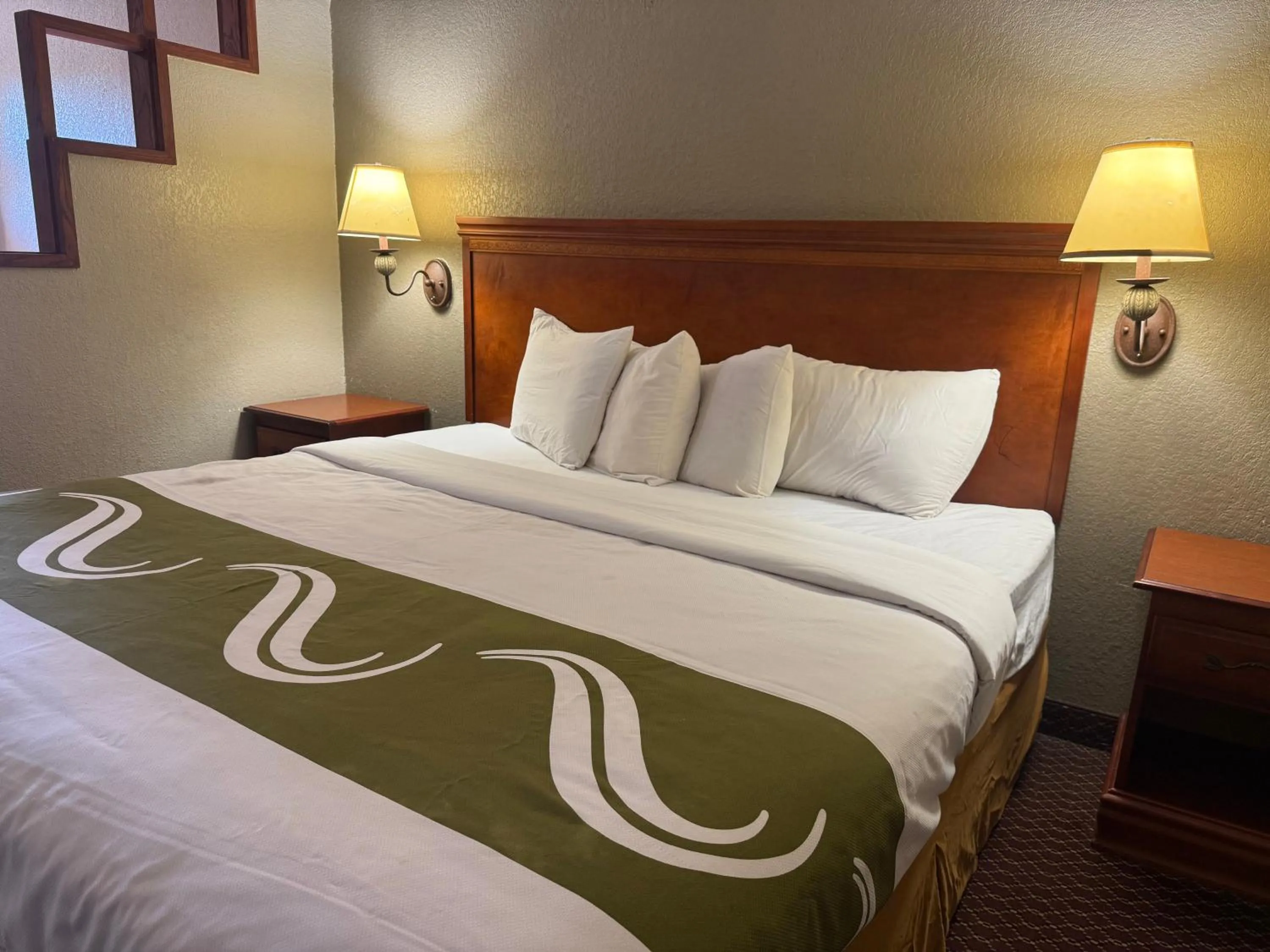 Bedroom, Bed in Homegate Studios & Suites San Antonio Medical Center