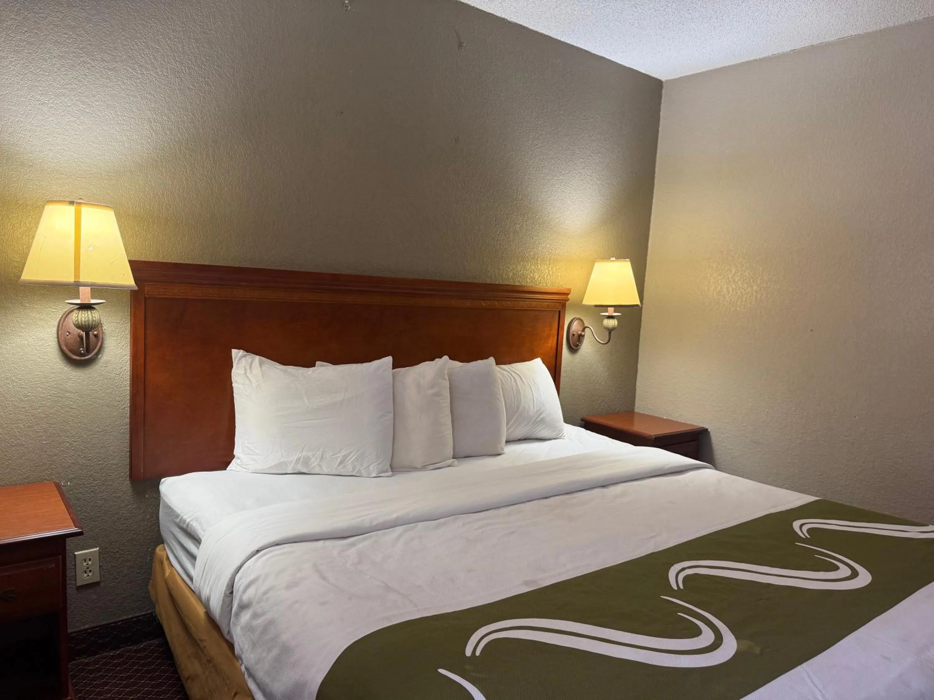 Bedroom, Bed in Homegate Studios & Suites San Antonio Medical Center