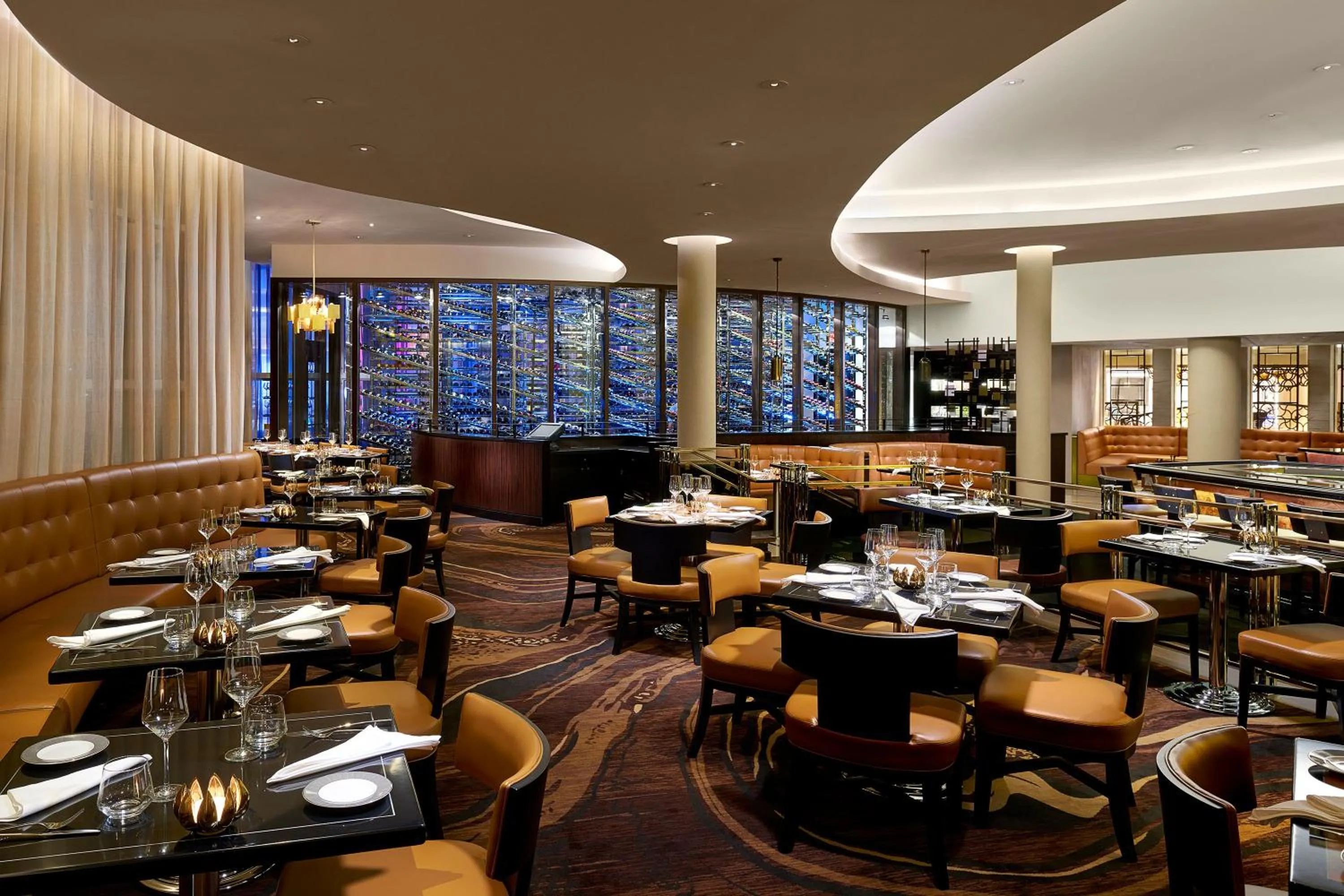 Restaurant/places to eat in Fontainebleau Miami Beach
