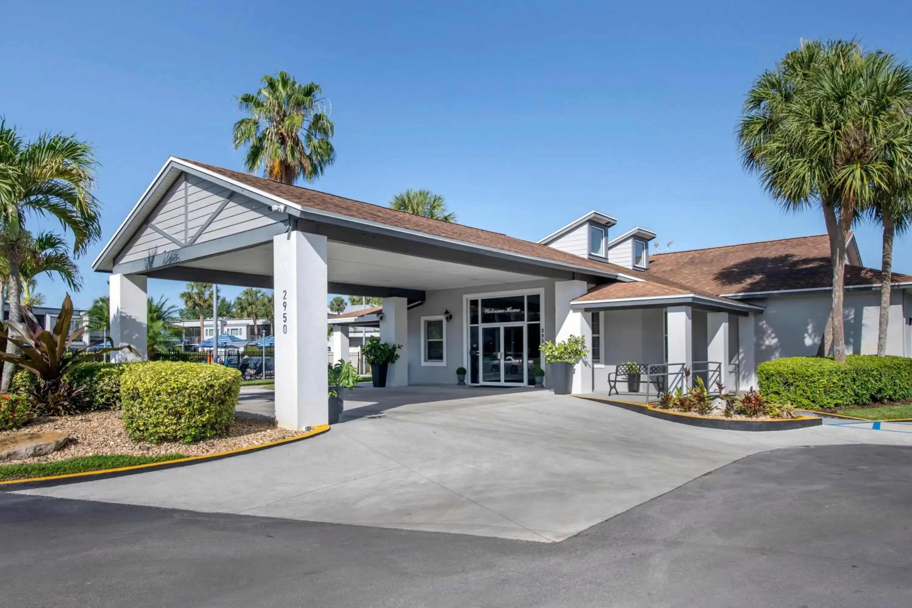 Property building in Orbit One Vacation Villas Property building in Orbit One Vacation Villas