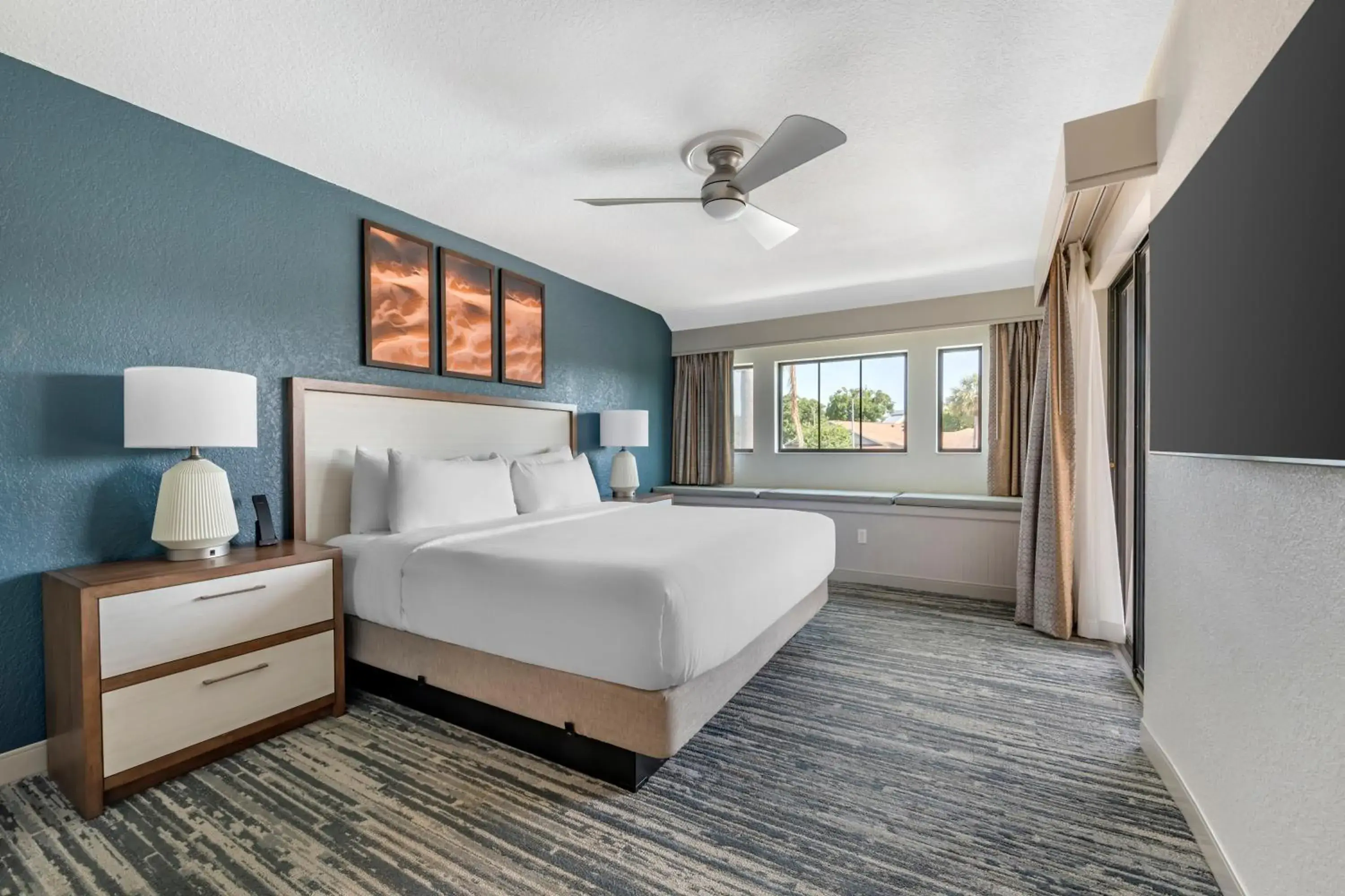 Bed in Orbit One Vacation Villas Bed in Orbit One Vacation Villas