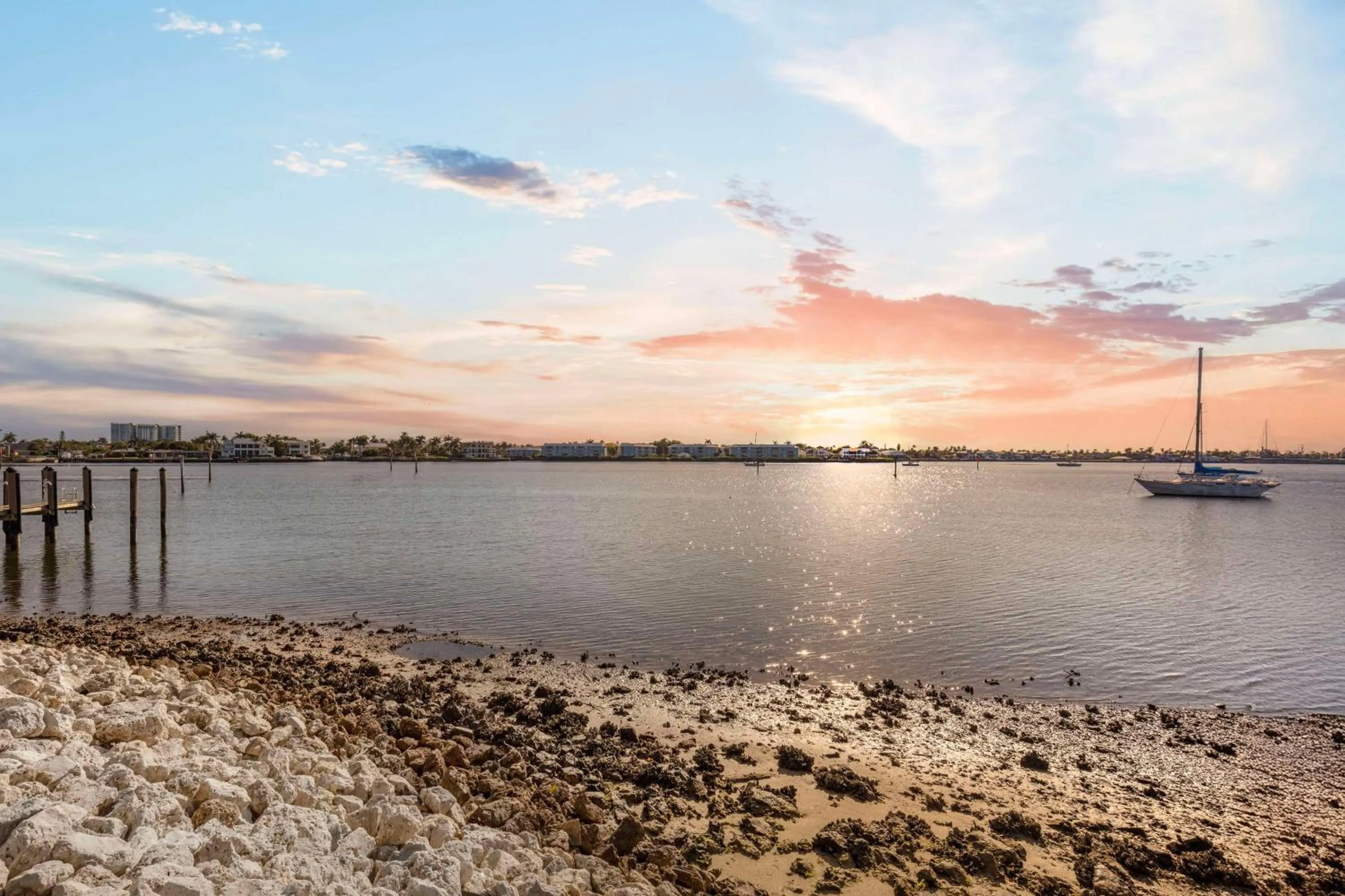 Sunrise in Hilton Vacation Club Charter Club Naples Bay