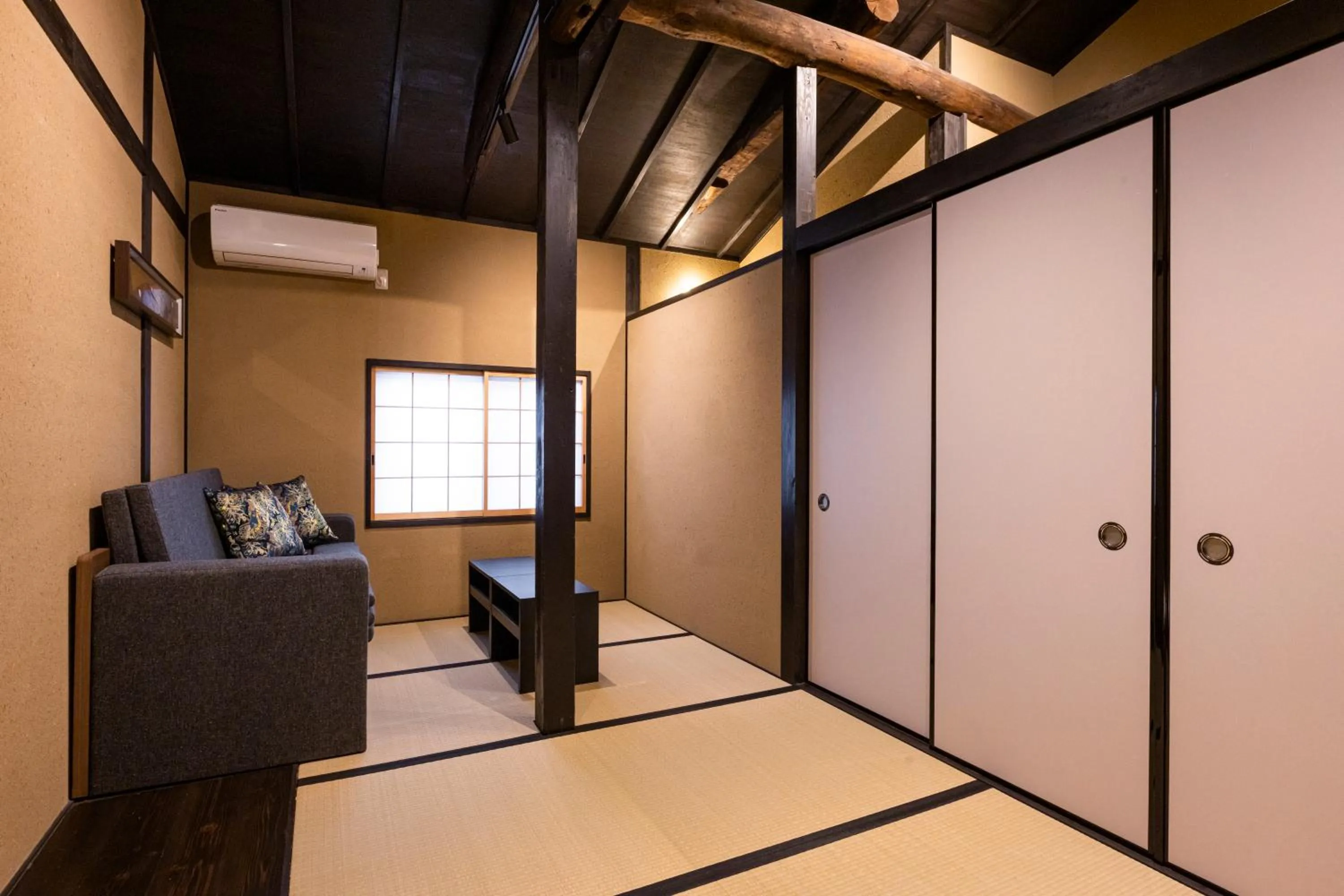 Photo of the whole room in Rinn Premium Machiya Koki