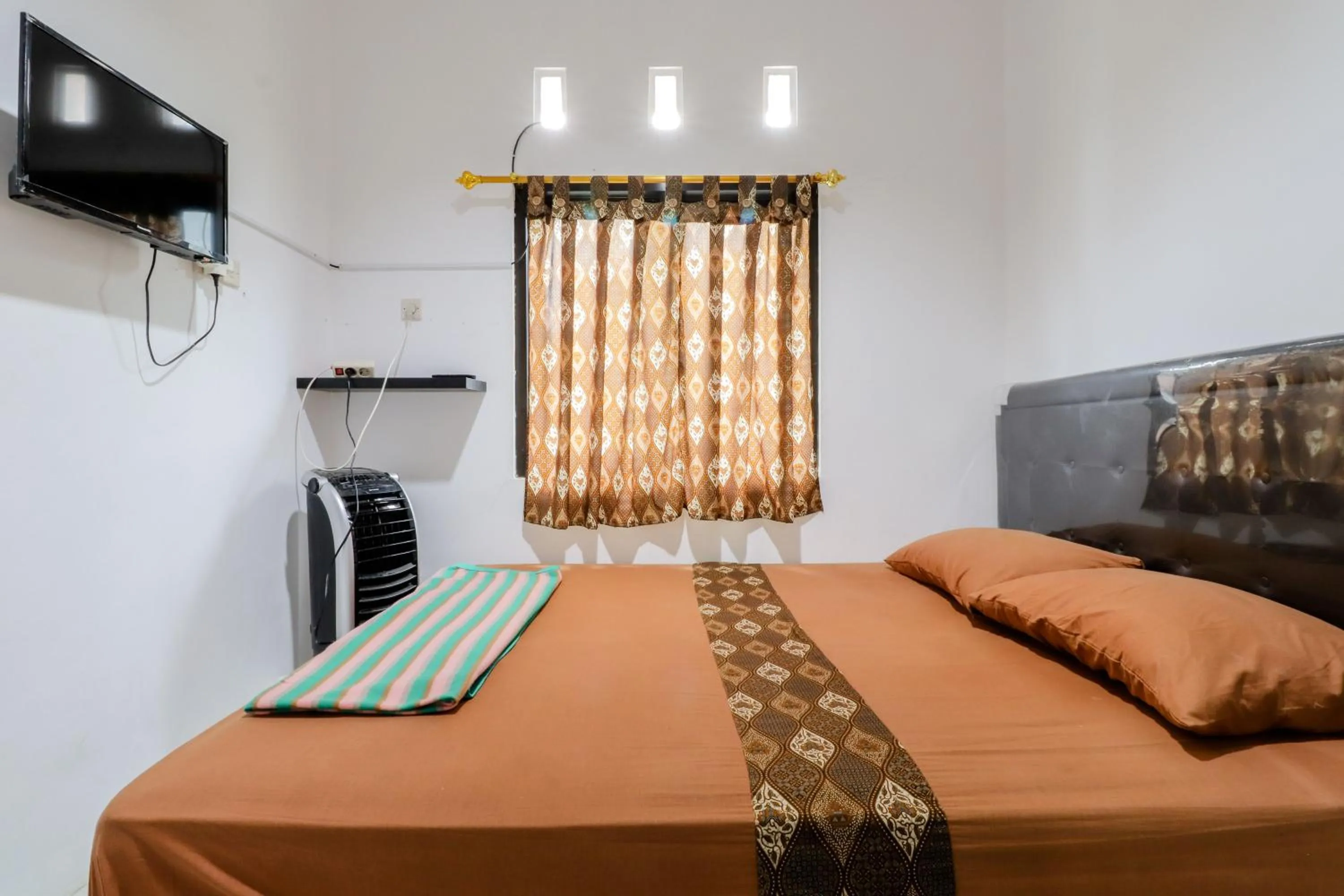 Bedroom, Bed in Java Homestay