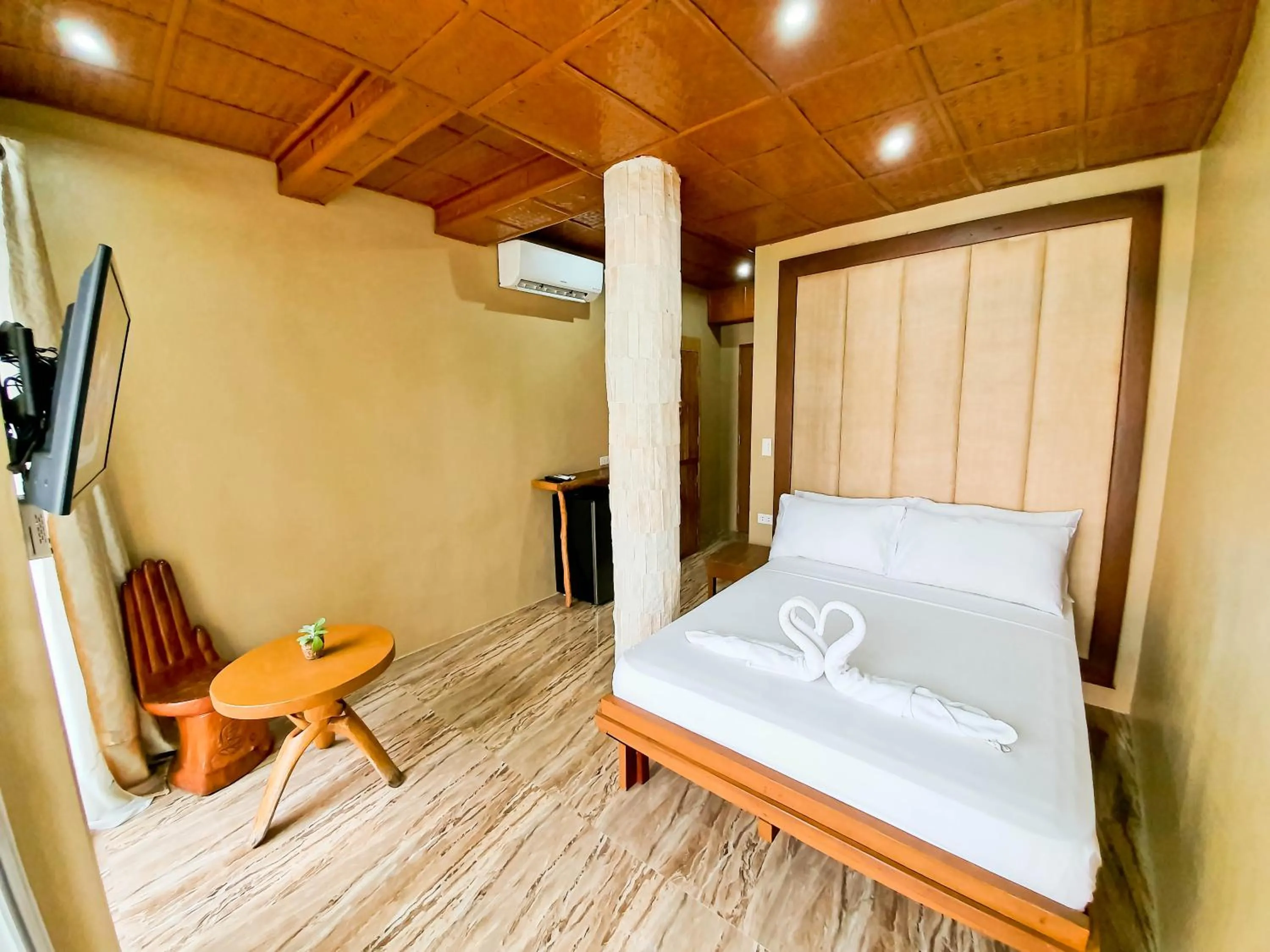 Bed in Kaiyana Boracay Beach Resort