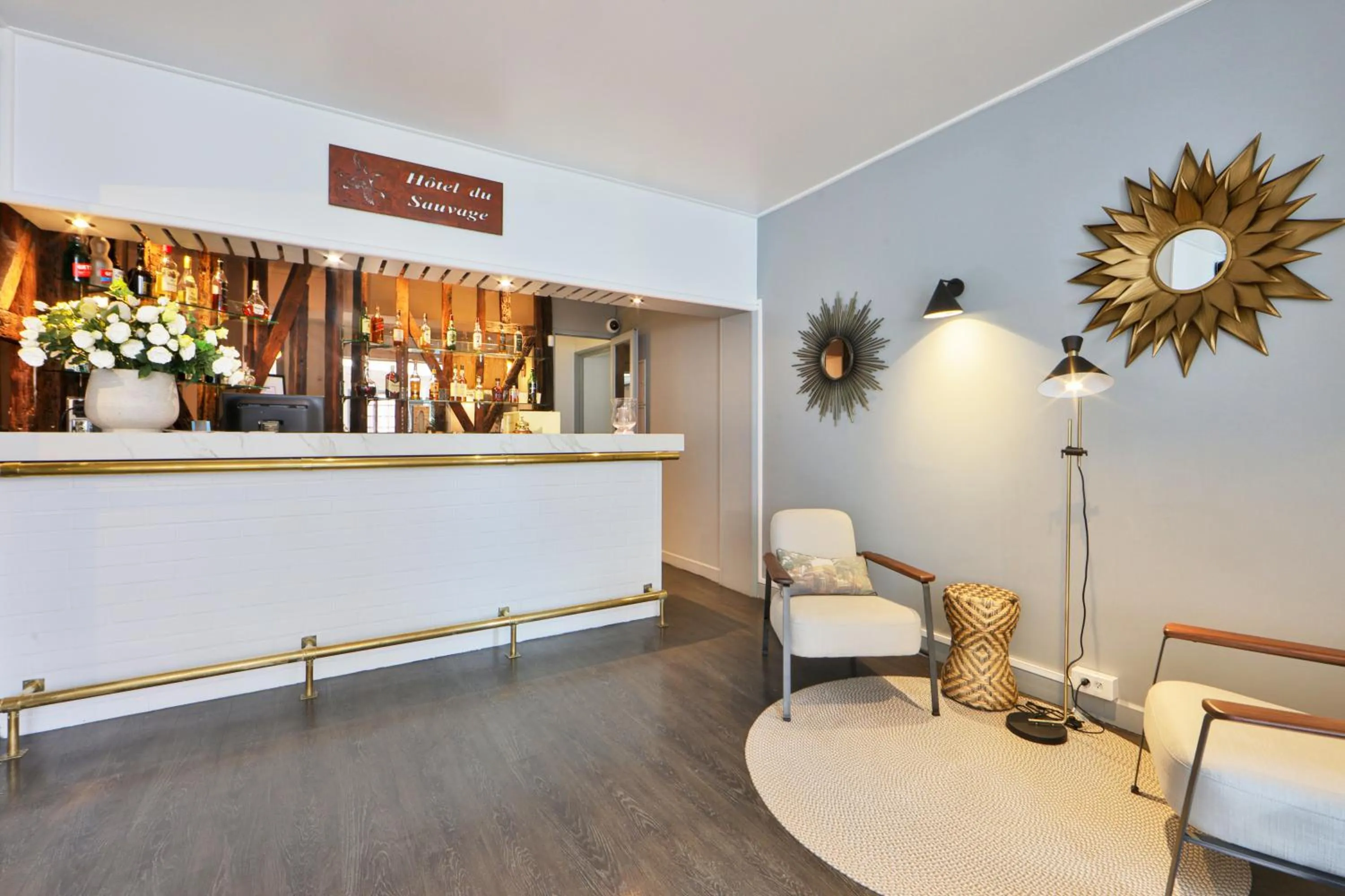 Property building in Logis Hôtel & Restaurant du Sauvage