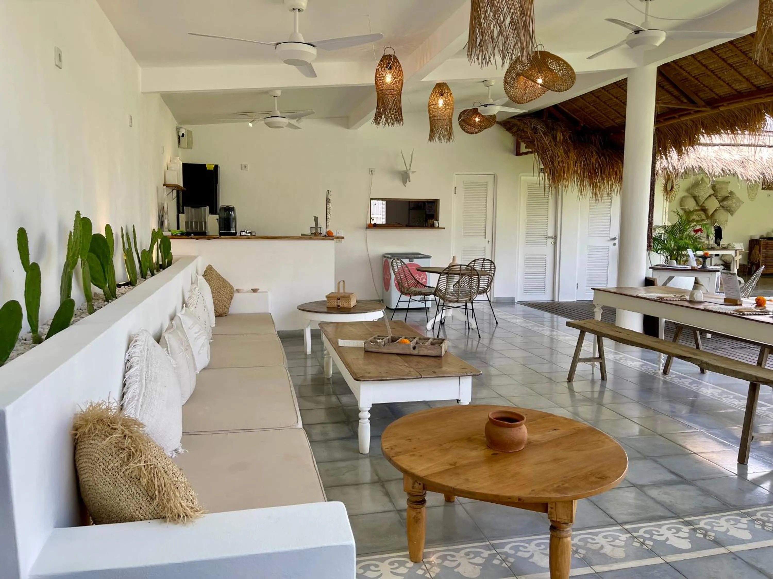 Restaurant/places to eat in The Bingin Beach Villas' Bungalow Resort