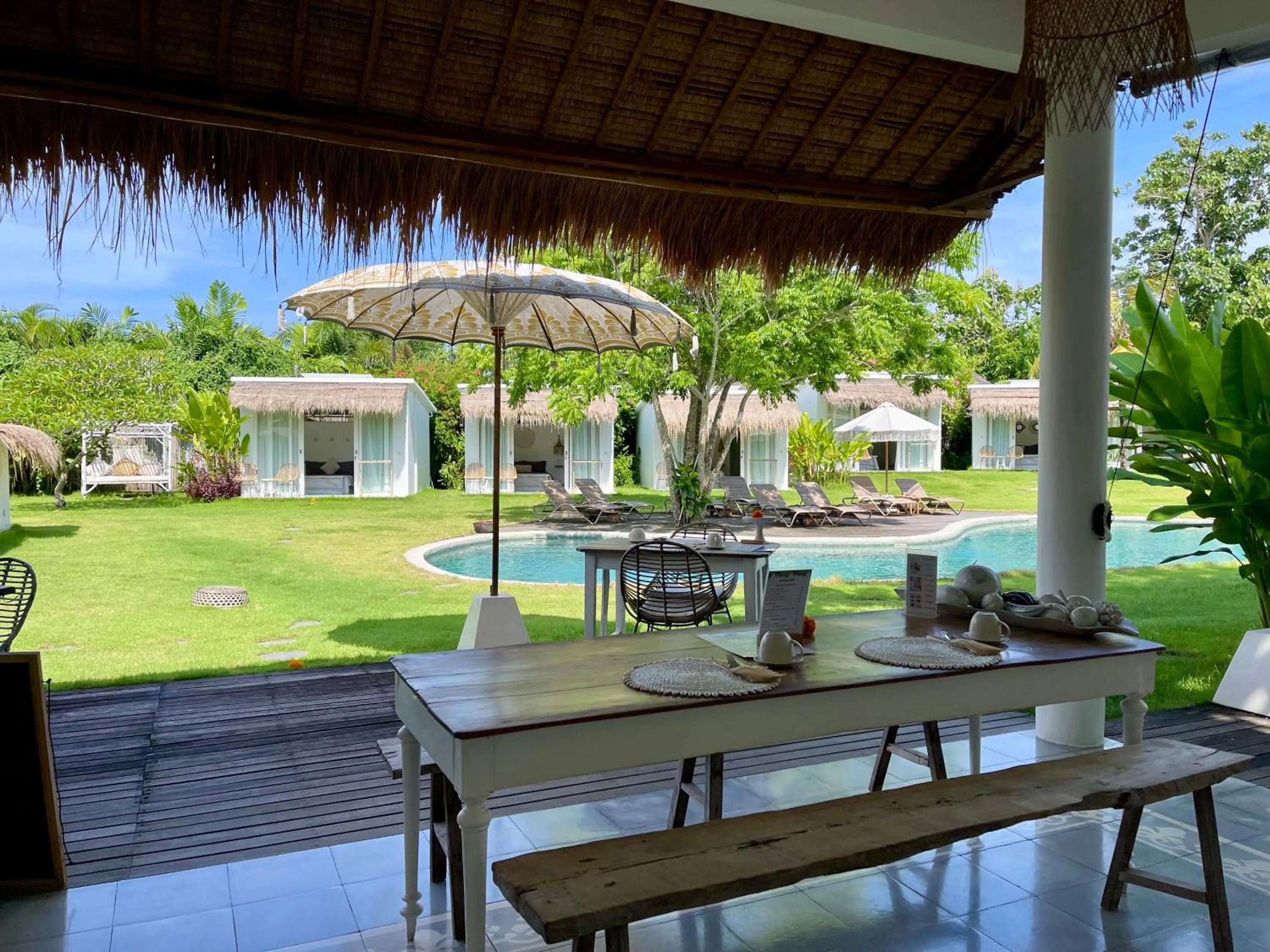 Restaurant/places to eat in The Bingin Beach Villas' Bungalow Resort