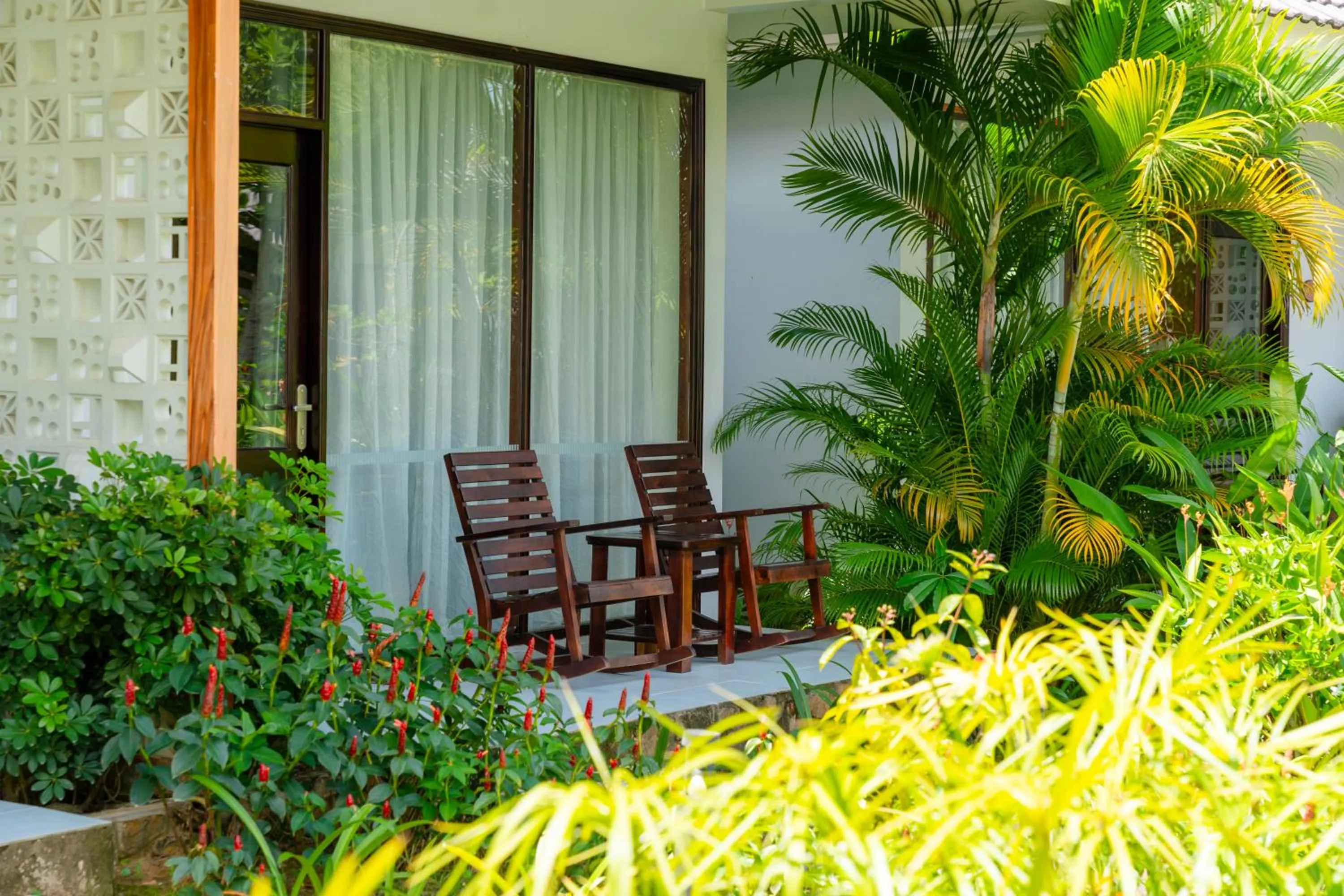 Garden in Kingo Retreat Resort