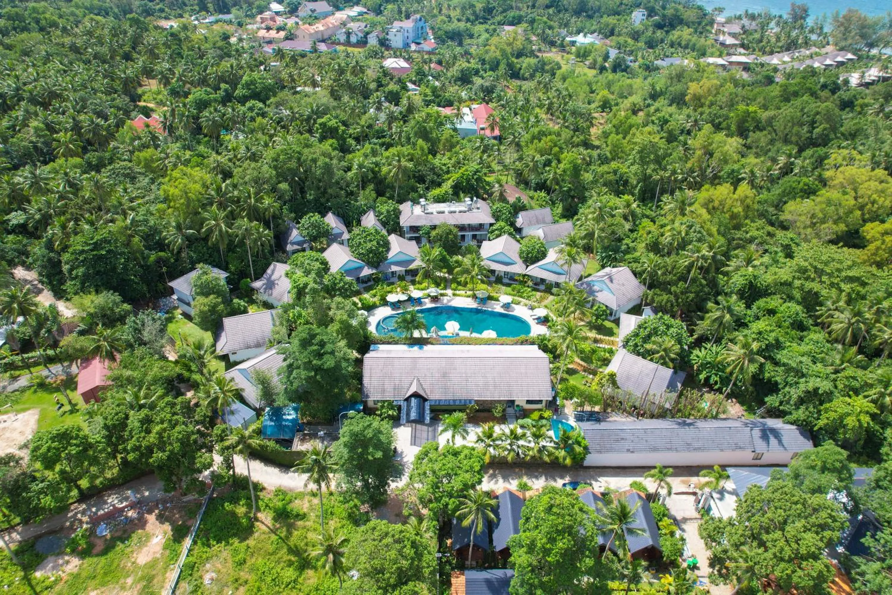 Swimming pool in Kingo Retreat Resort