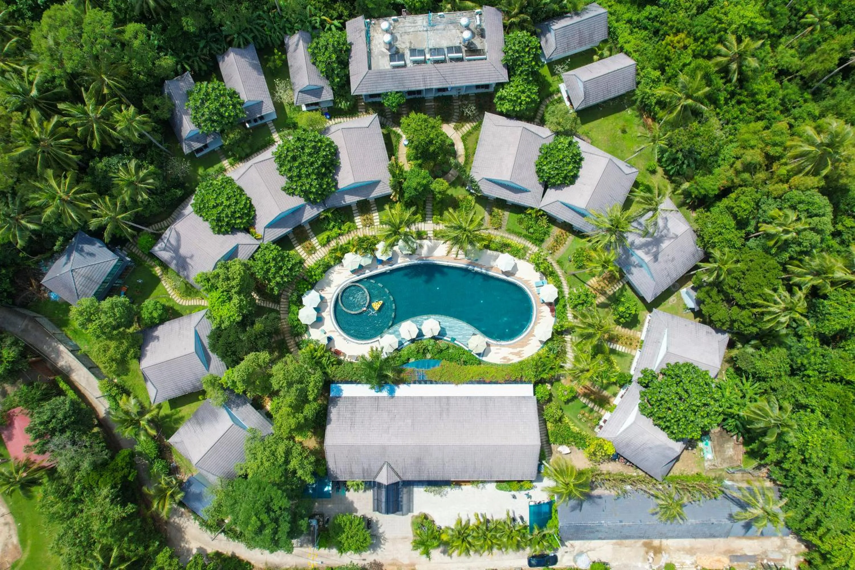 Garden in Kingo Retreat Resort