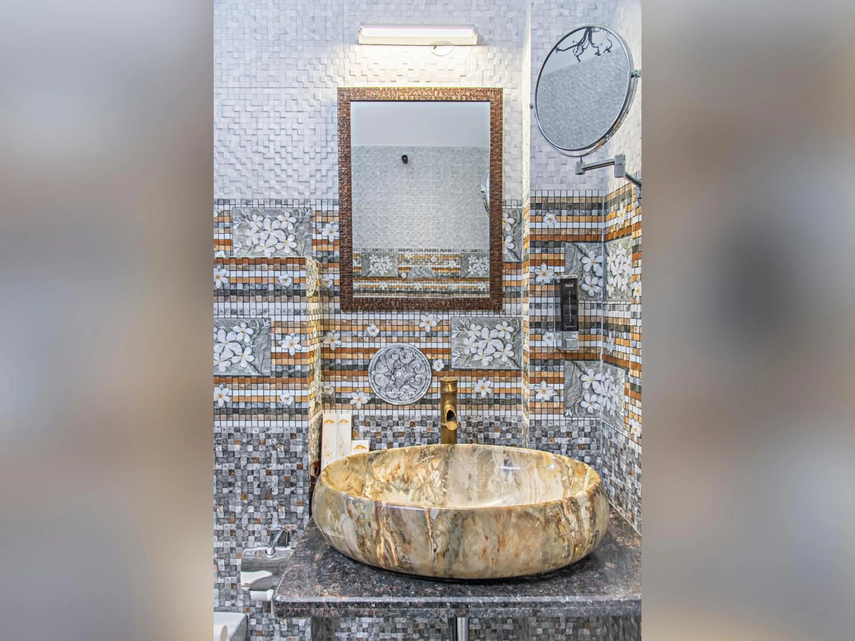 Bathroom in Kanishka Retreat Resort Chail