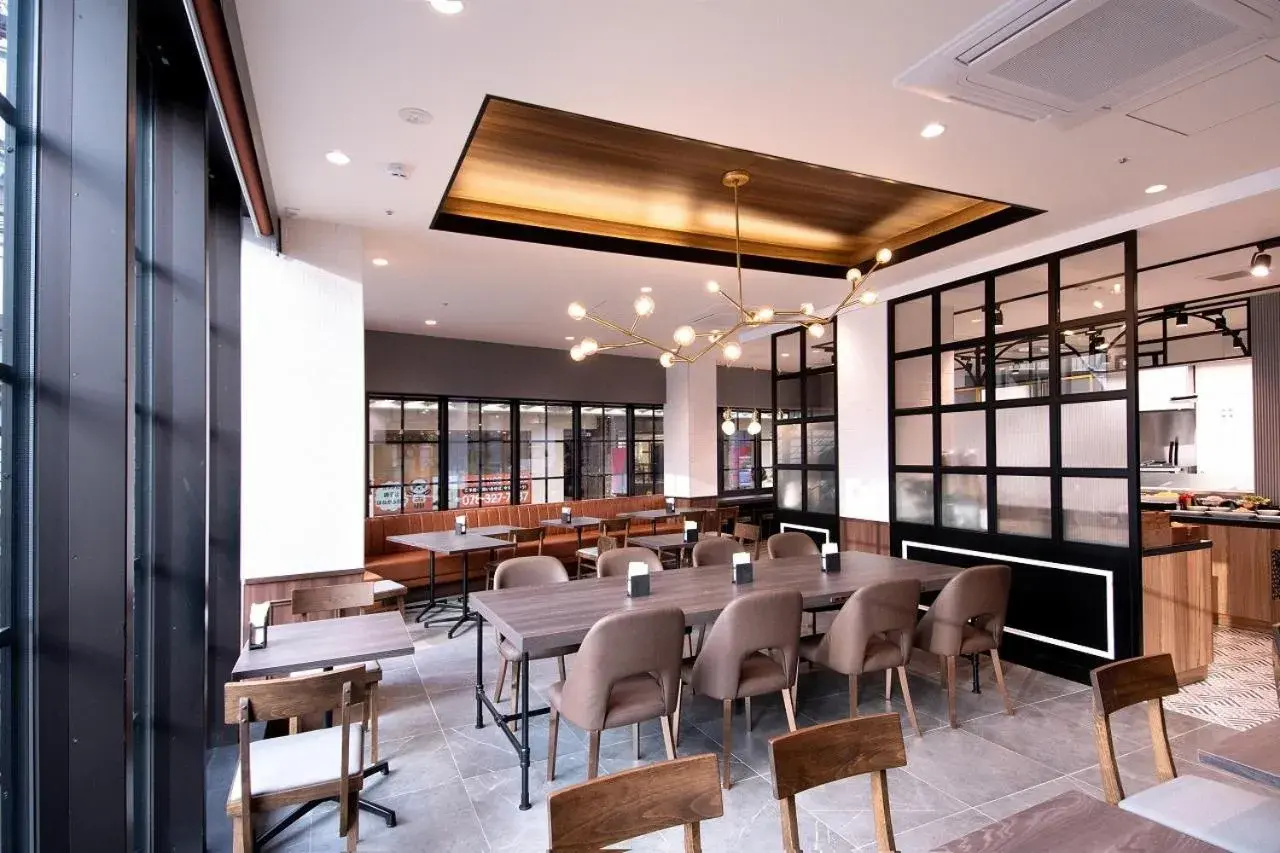 Lounge or bar in Kobe Plaza Hotel West Lounge or bar in Kobe Plaza Hotel West