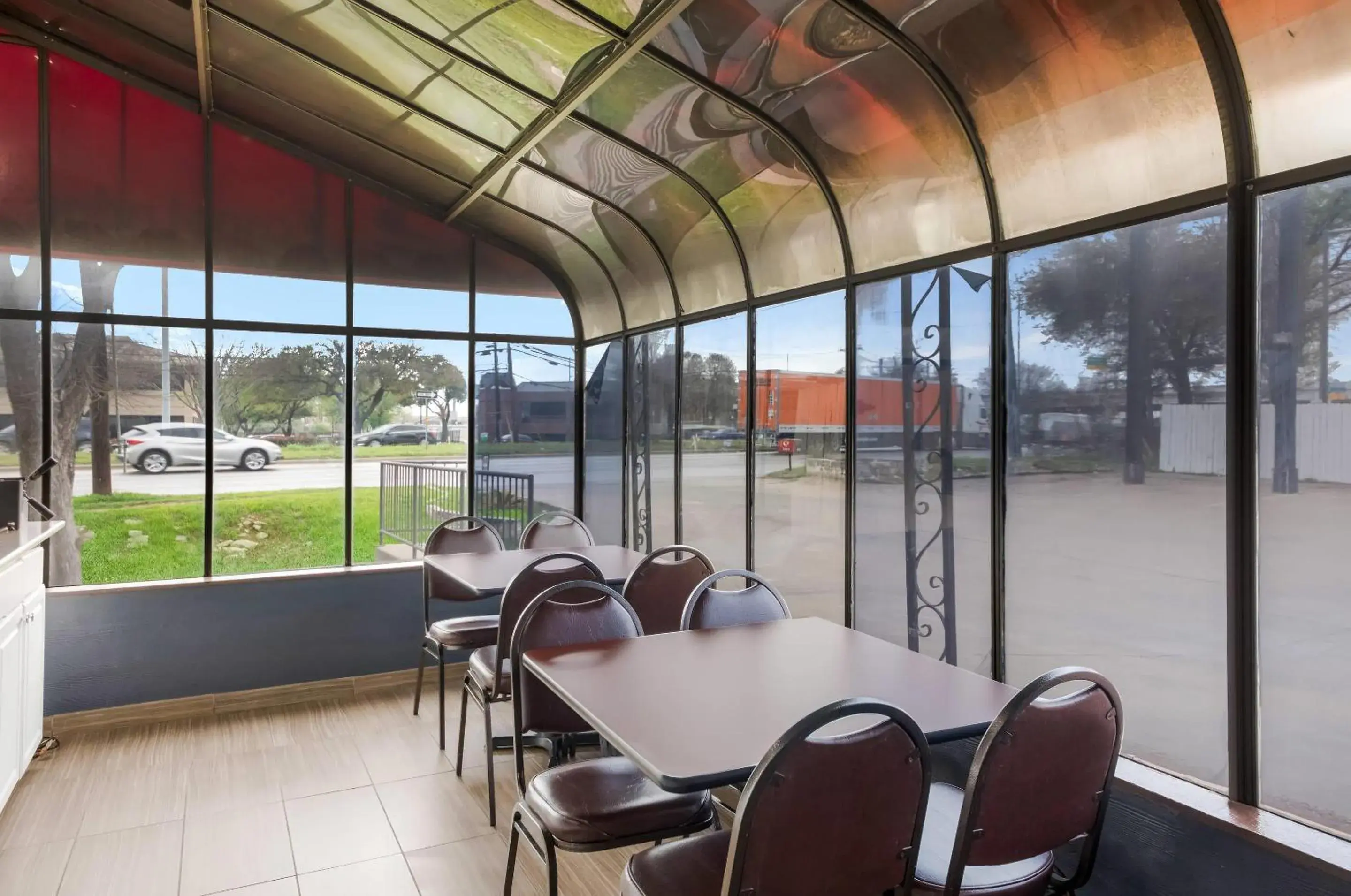 Breakfast in Econo Lodge Austin North near The Domain Breakfast in Econo Lodge Austin North near The Domain