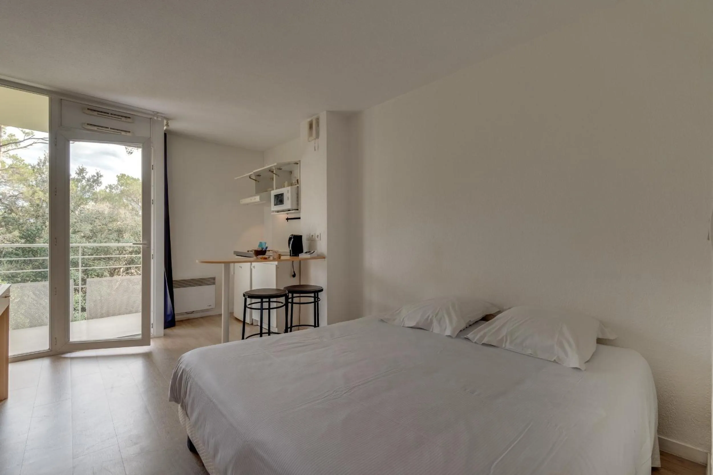 Bed in City Résidence Sophia