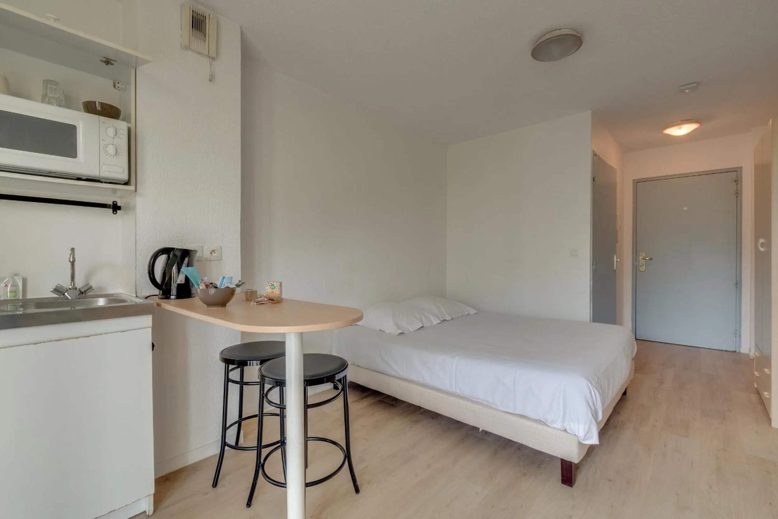 Photo of the whole room, Bed in City Résidence Sophia