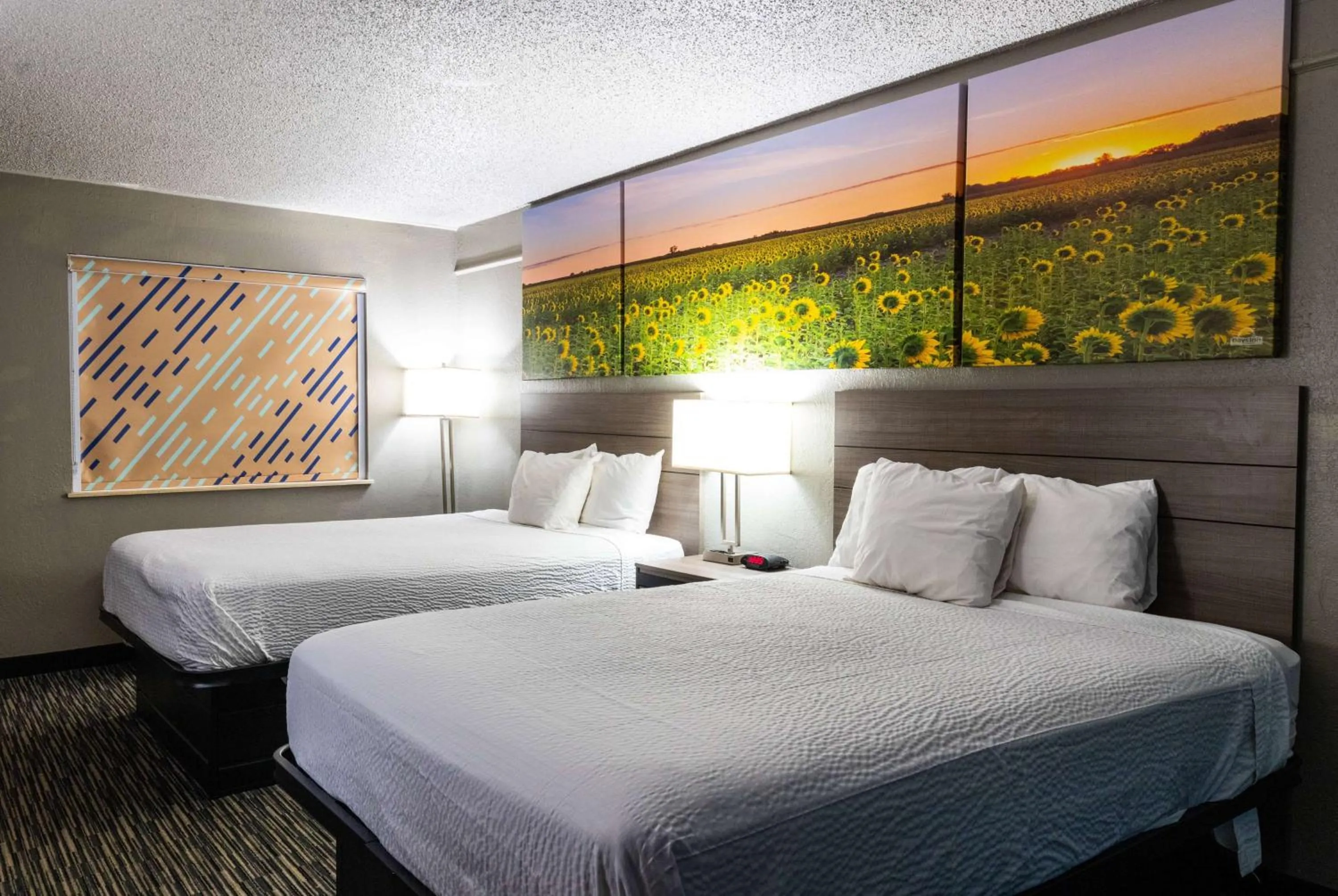 Photo of the whole room, Bed in Days Inn by Wyndham N.W. Medical Center