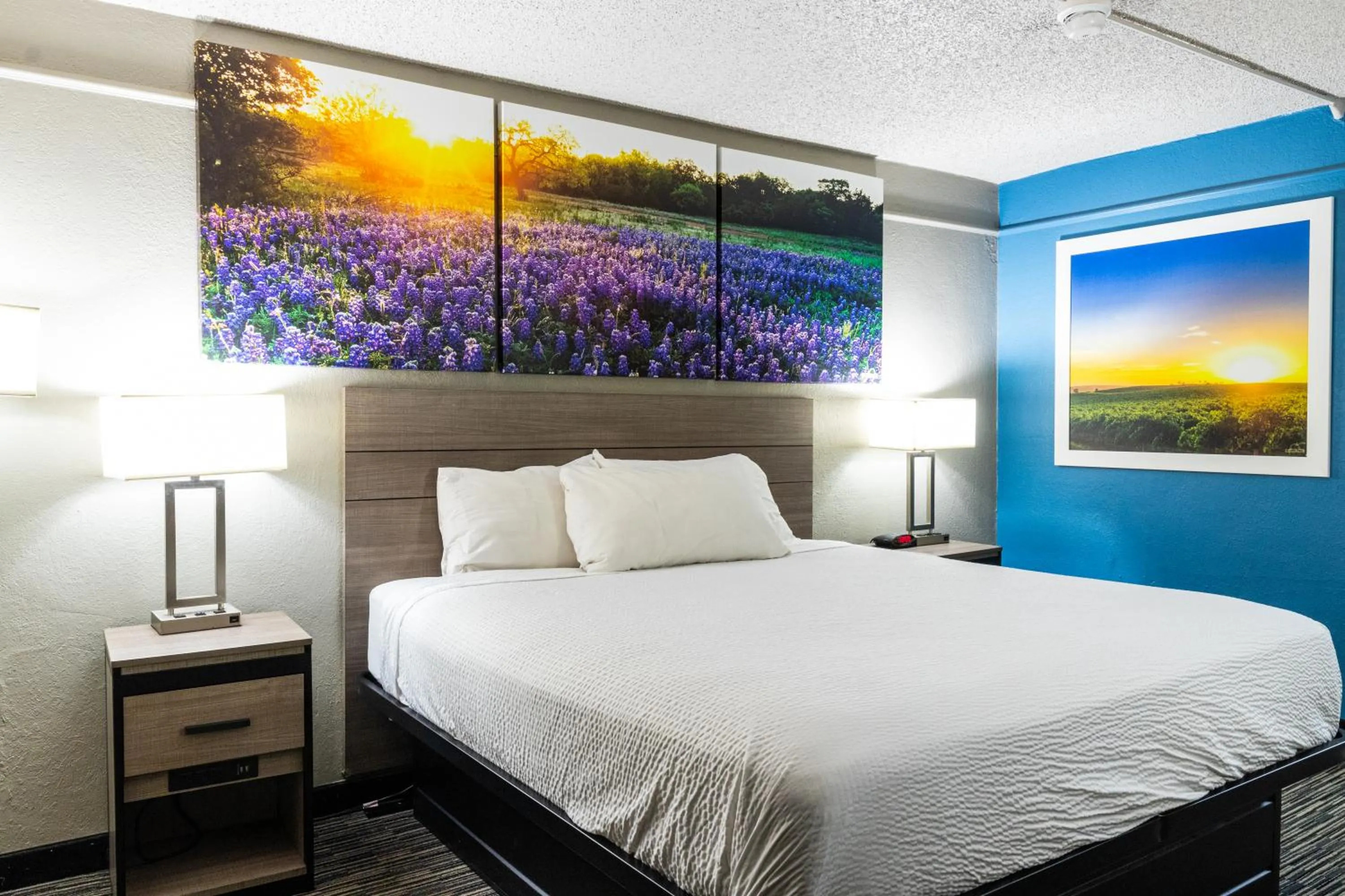 Bed in Days Inn by Wyndham N.W. Medical Center