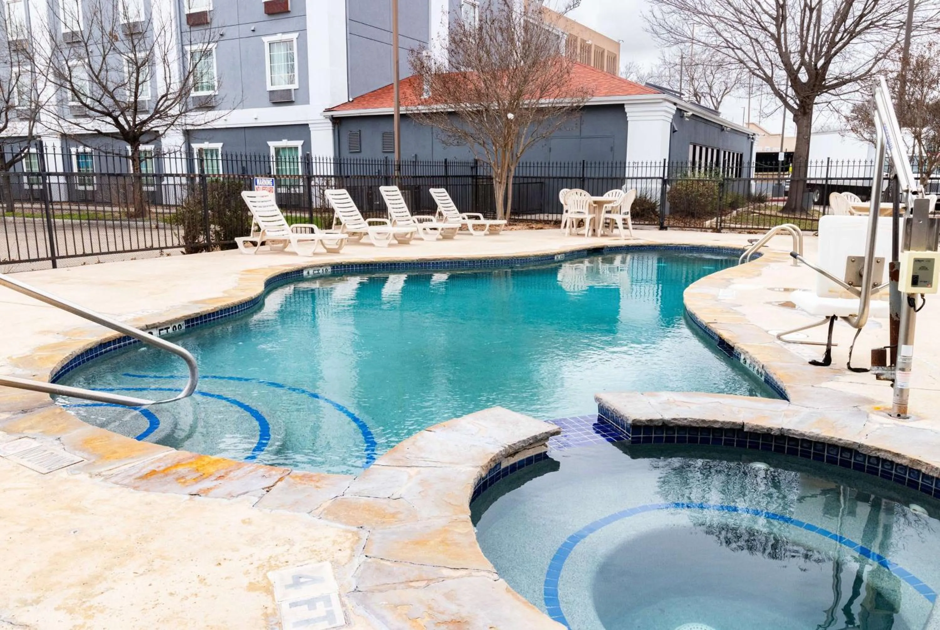Pool view in Days Inn by Wyndham N.W. Medical Center